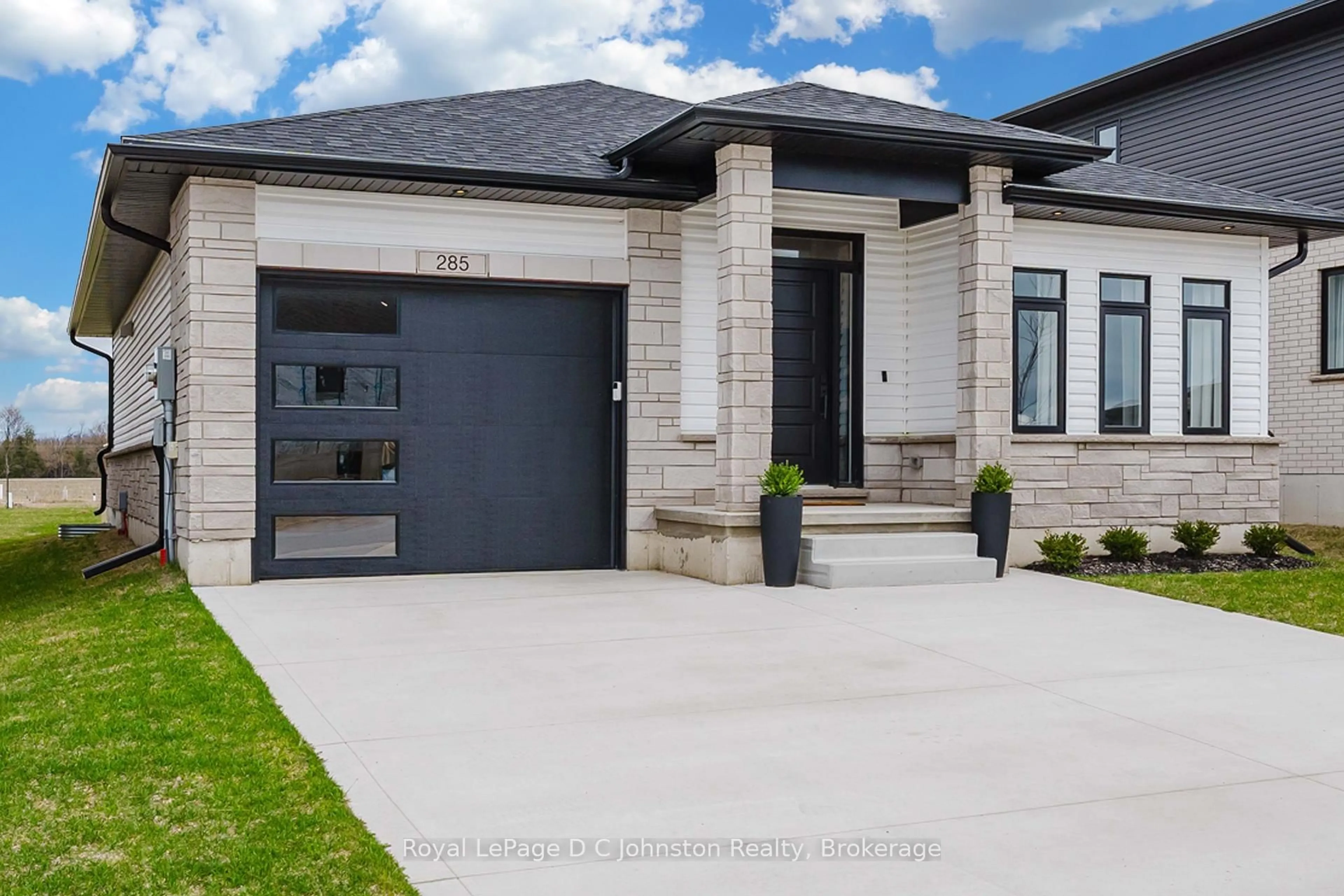 Home with brick exterior material, street for 285 Mary Rose Ave, Saugeen Shores Ontario N0H 2C3