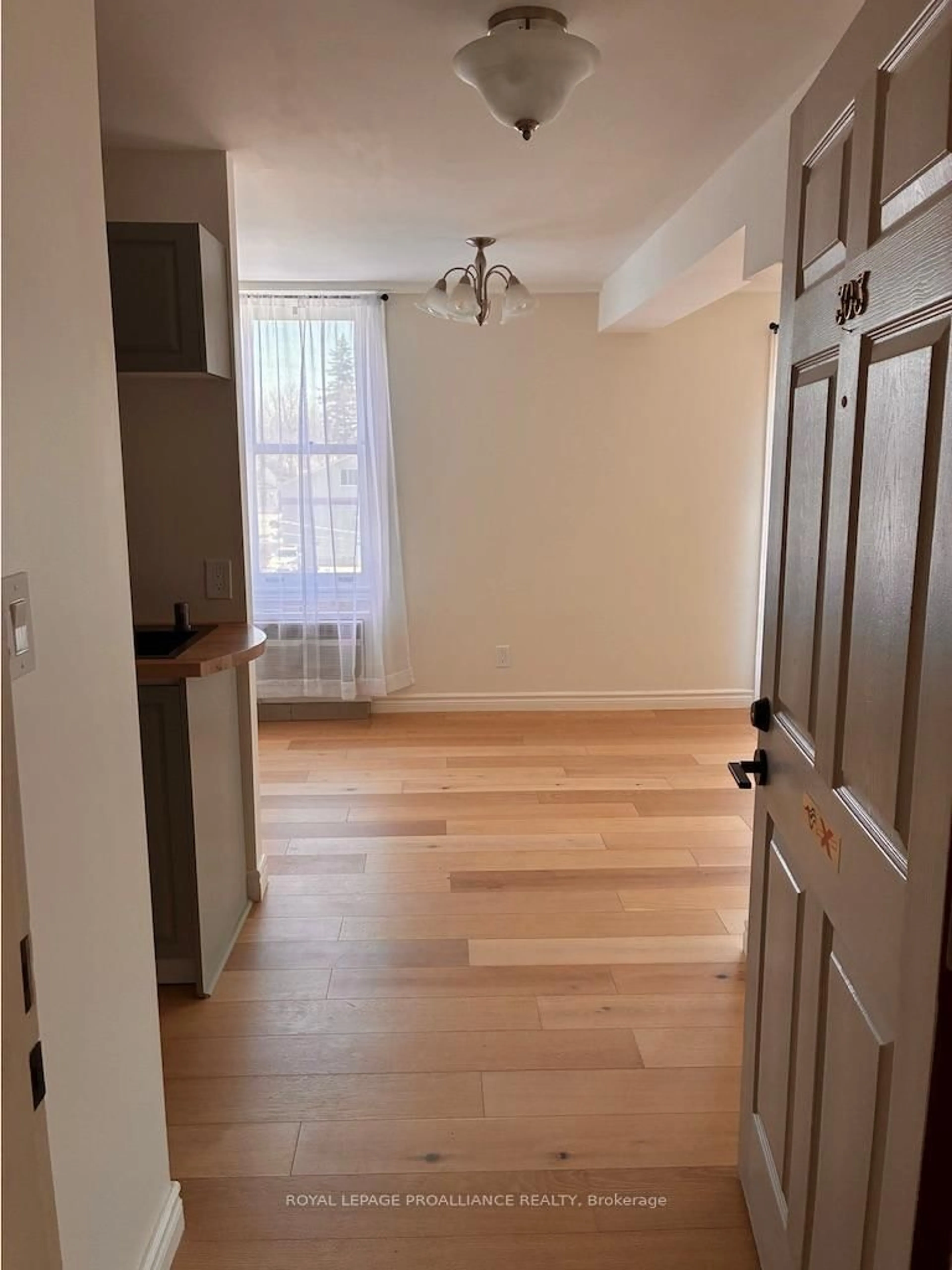 A pic of a room for 172 Main St #303, Prince Edward County Ontario K0K 2T0