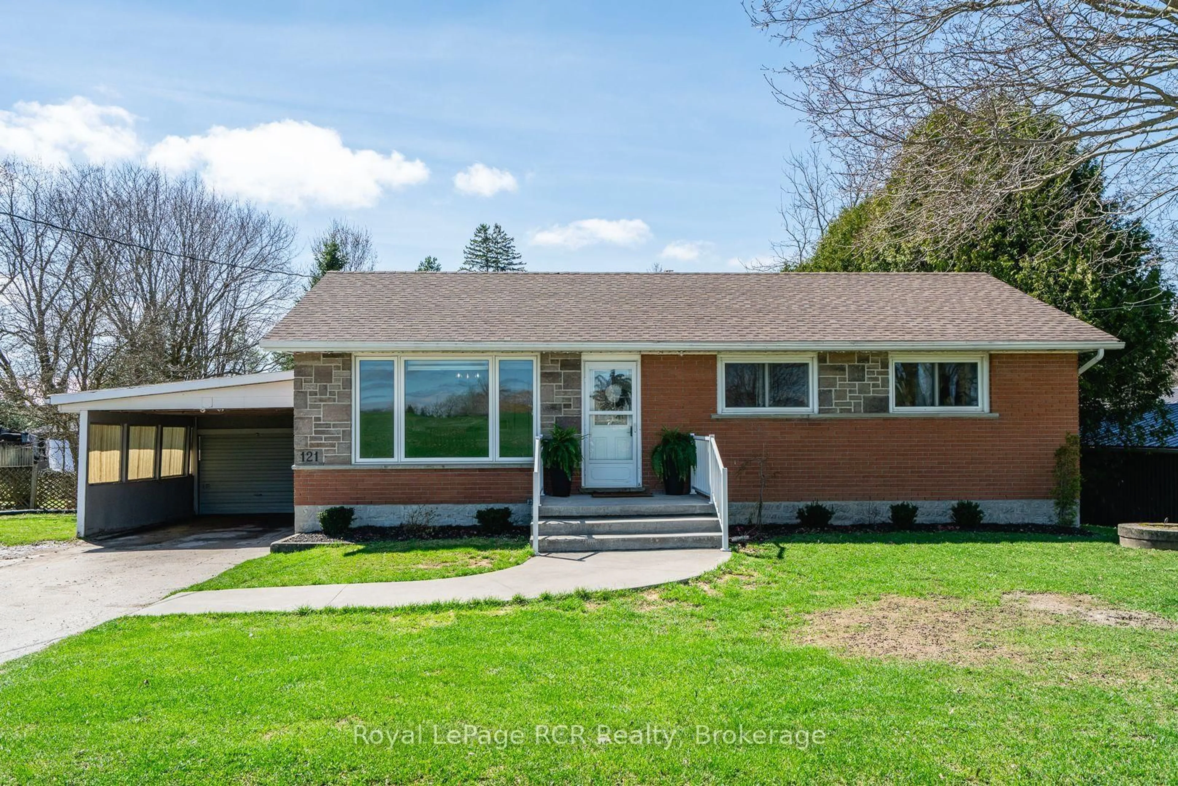 Home with brick exterior material, street for 121 Helena St, West Grey Ontario N0G 1C0