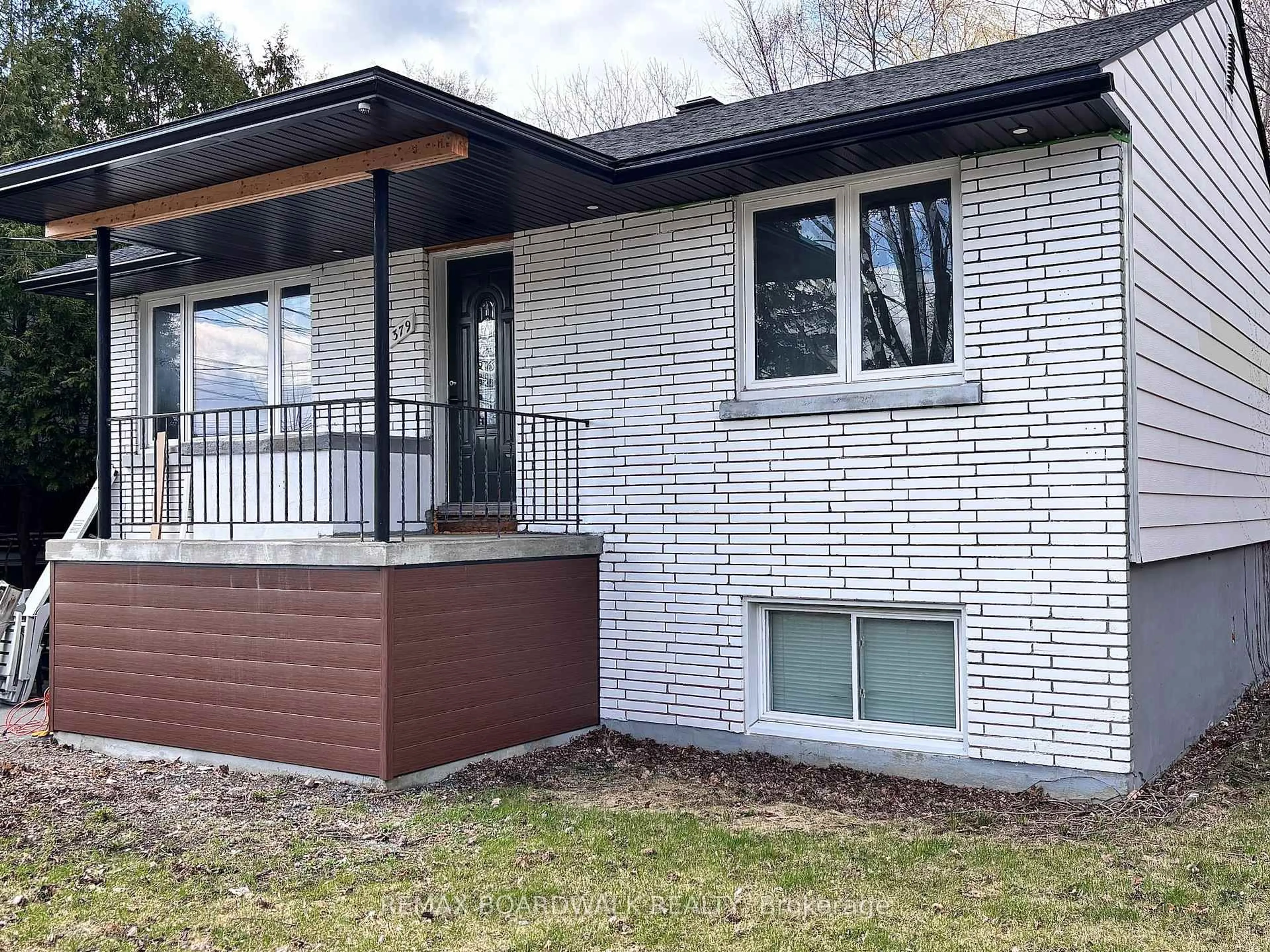 Home with brick exterior material, street for 379 ST DENIS St, Ottawa Ontario K1L 5H8