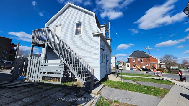 616 Montreal Rd, Cornwall 4