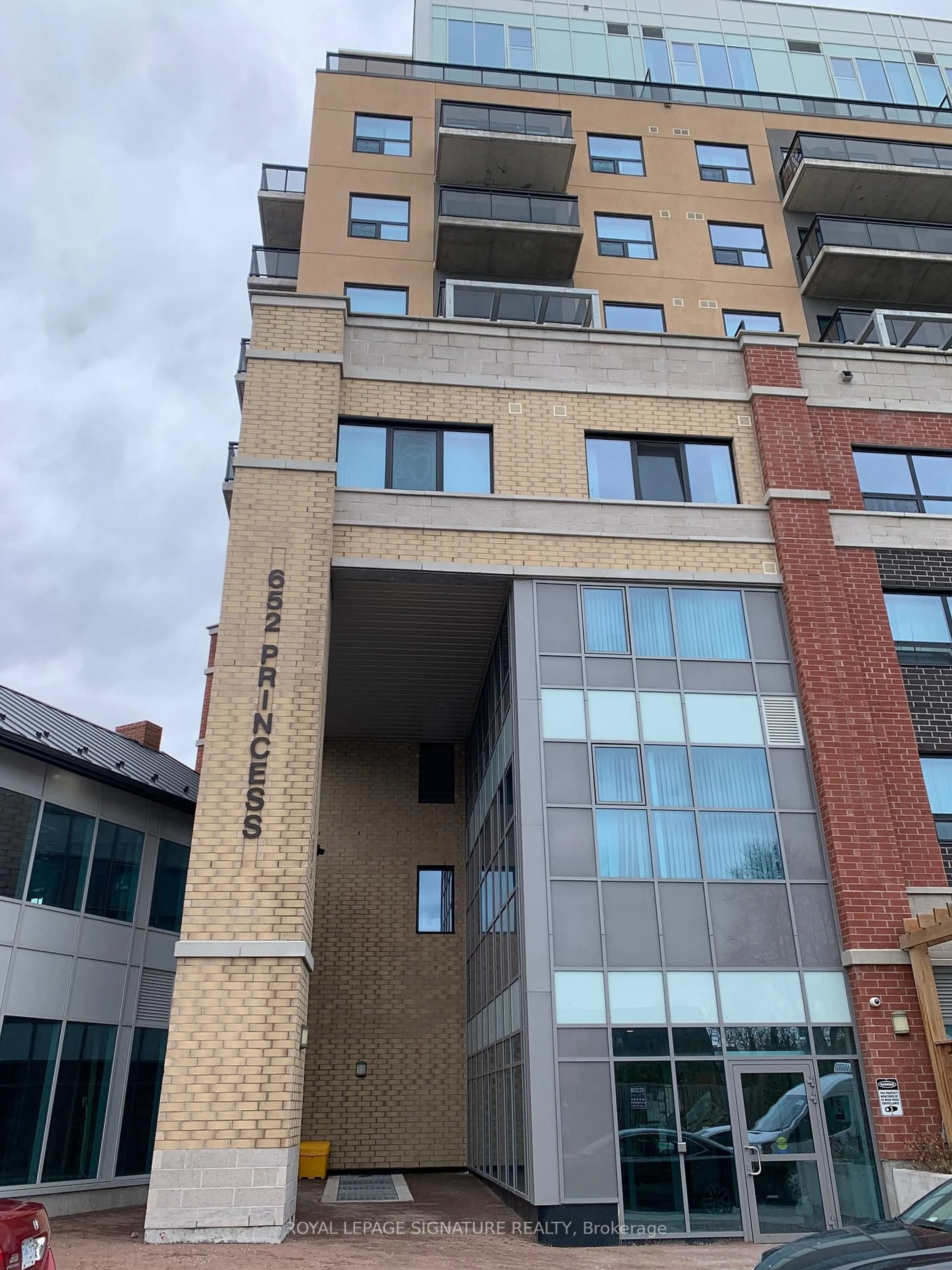 Unknown for 652 Princess St #819, Kingston Ontario K7L 1E5