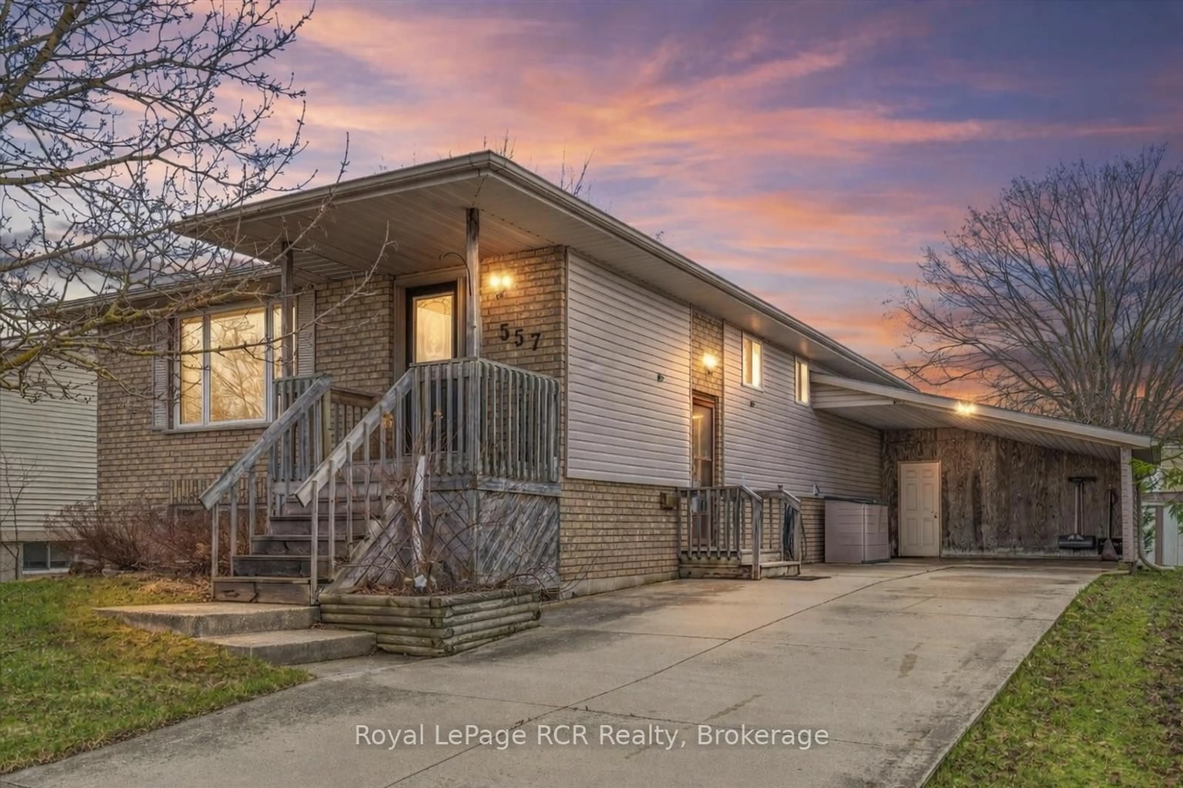 Home with brick exterior material, street for 557 2nd A St, Hanover Ontario N4N 3P6