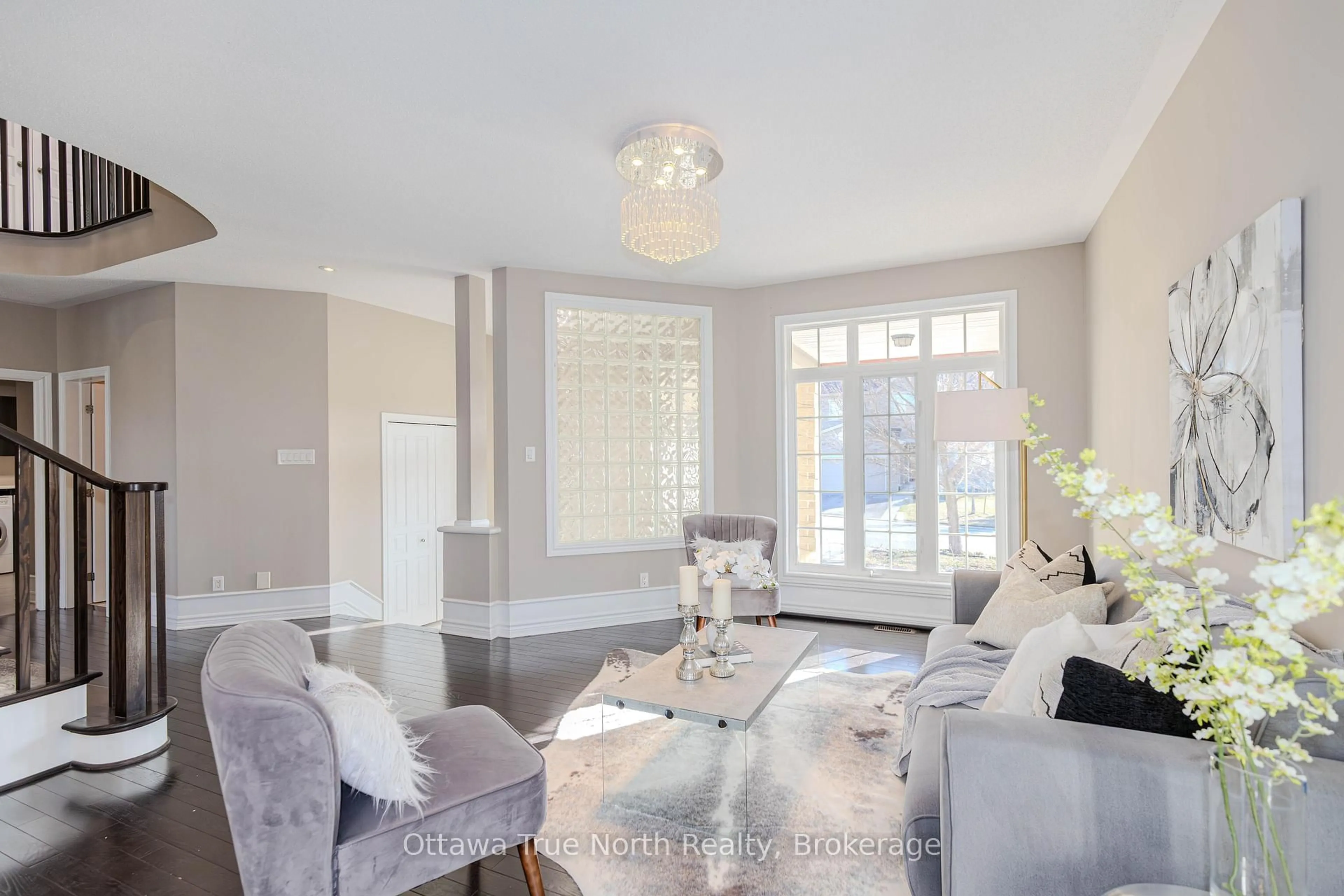 Living room with furniture, unknown for 619 Miro Way, Ottawa Ontario K2T 0E6