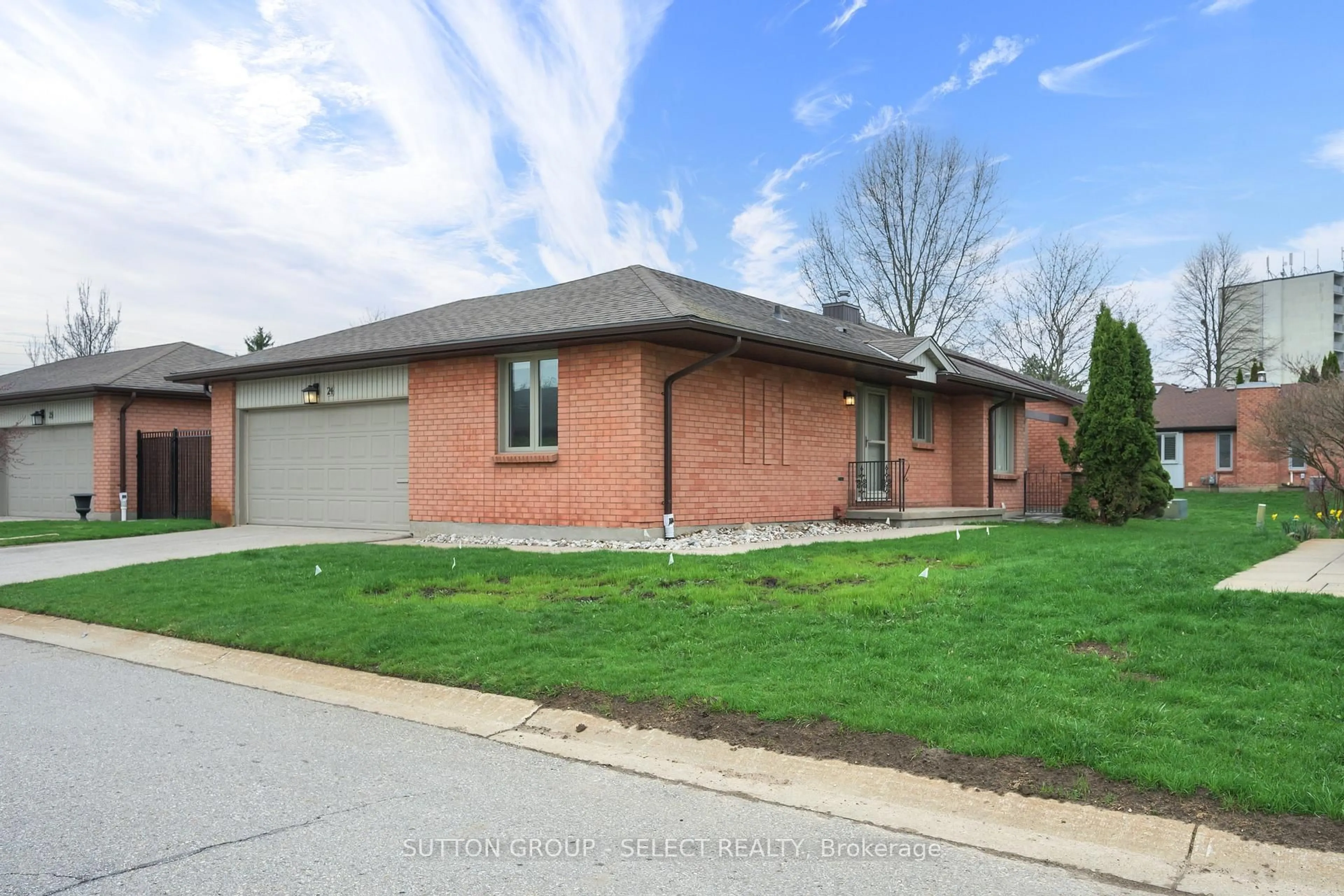 Home with brick exterior material, street for 55 Fiddlers Green Rd #24, London North Ontario N6H 4J8
