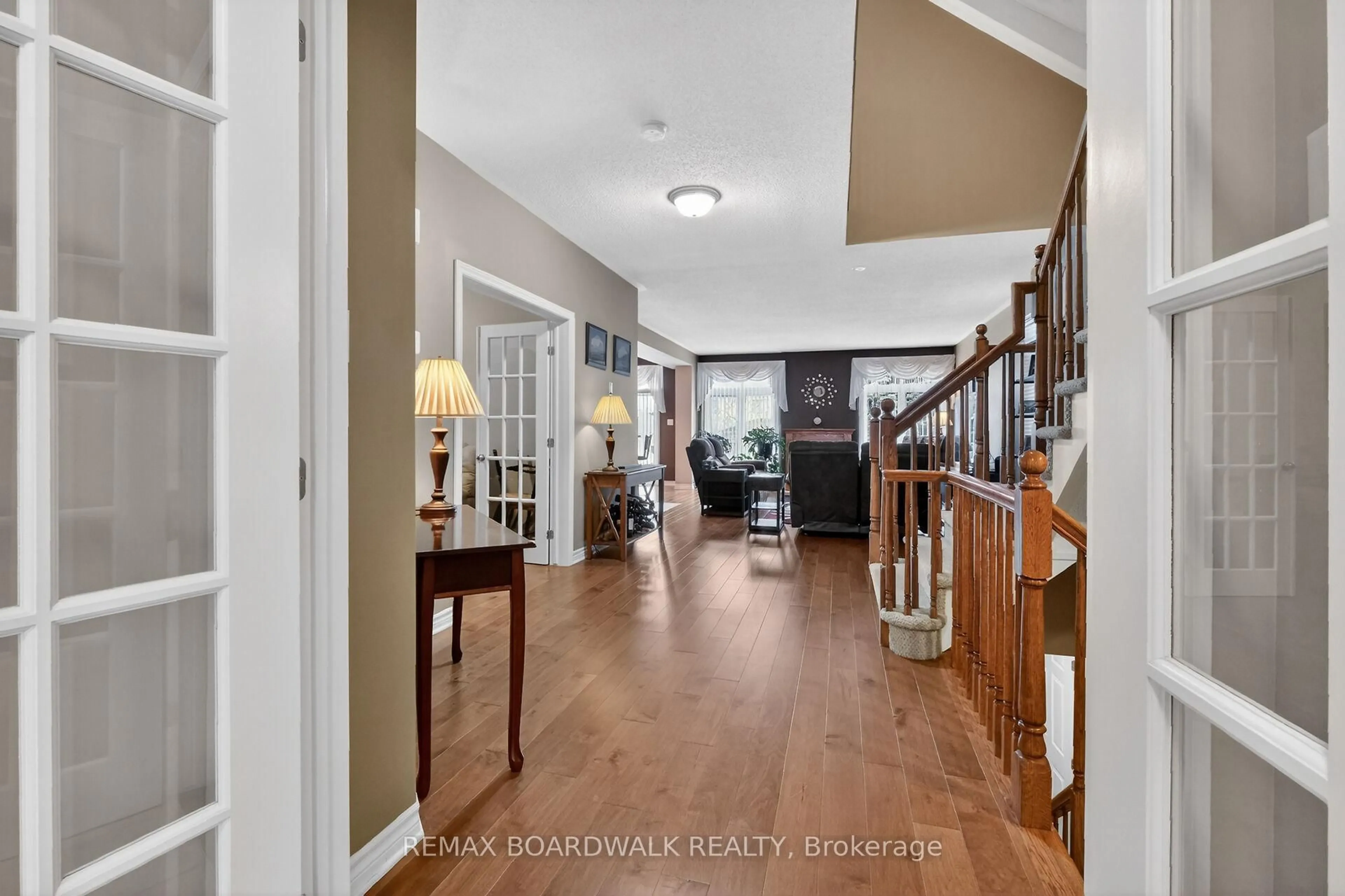 Indoor entryway for 241 Denali Way, Stittsville Ontario K2S 0N1