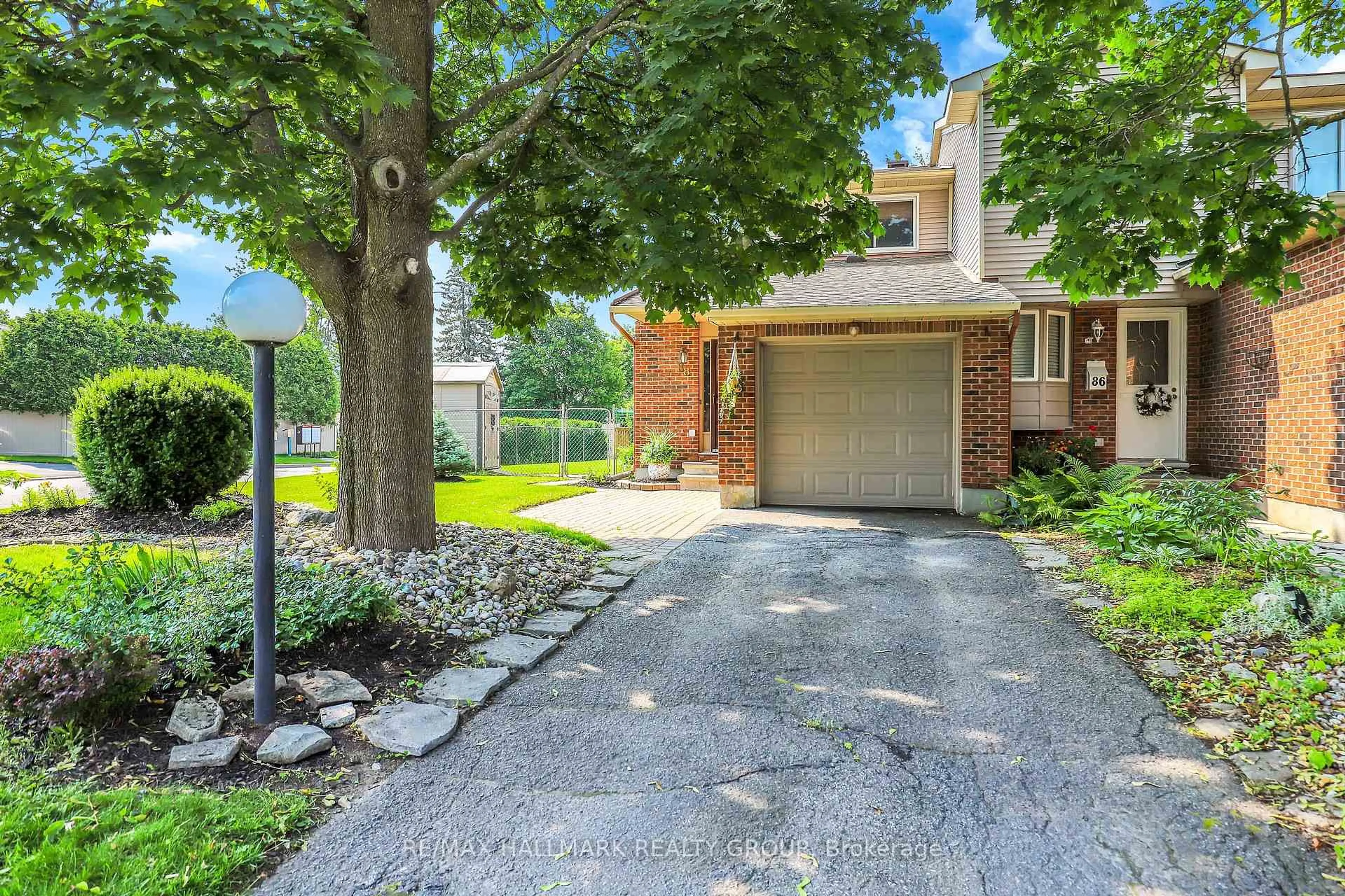 Unknown for 88 Homestead St, Nepean Ontario K2E 7N6