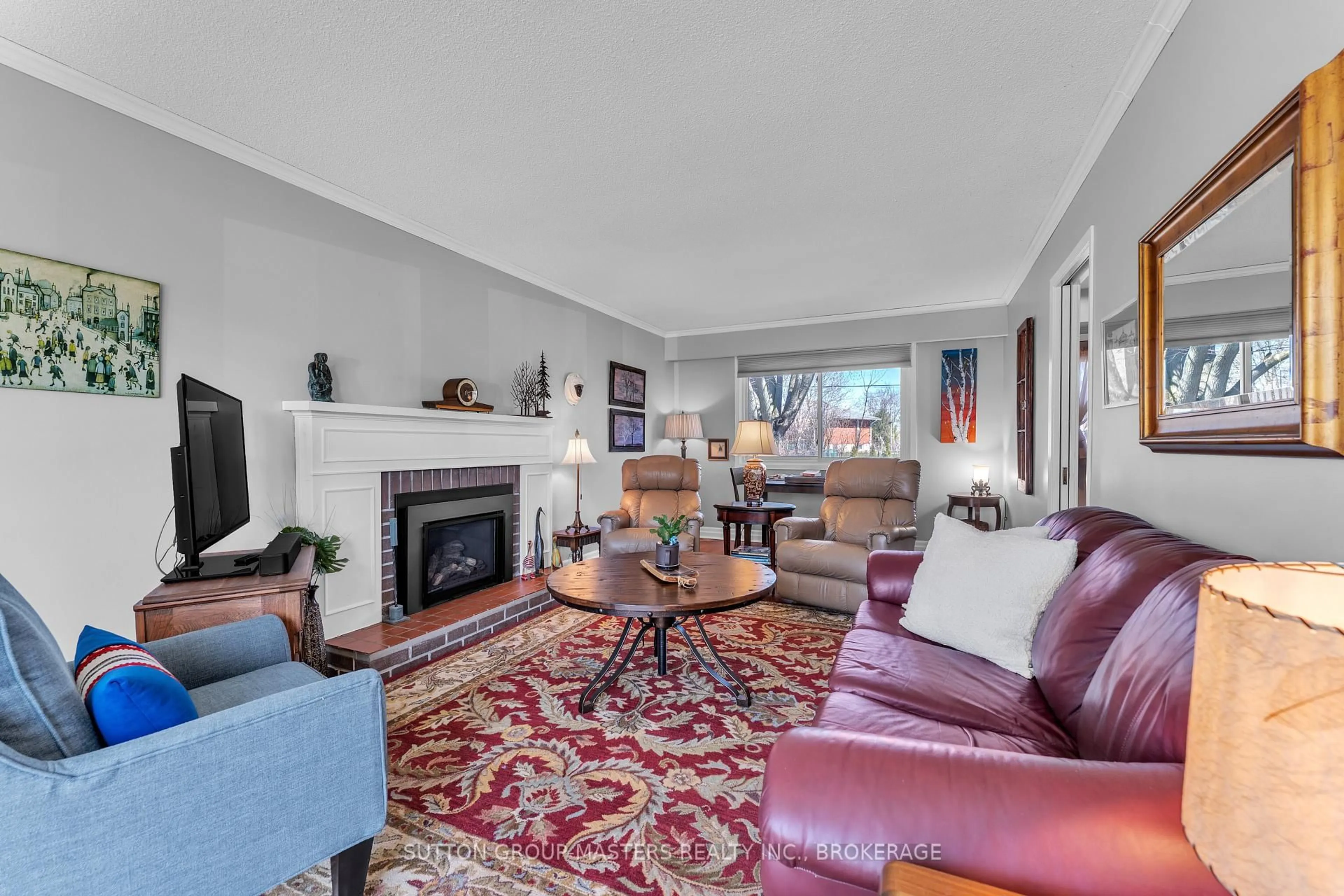 Living room with furniture, unknown for 162 Chelsea Rd, Kingston Ontario K7M 3Y8