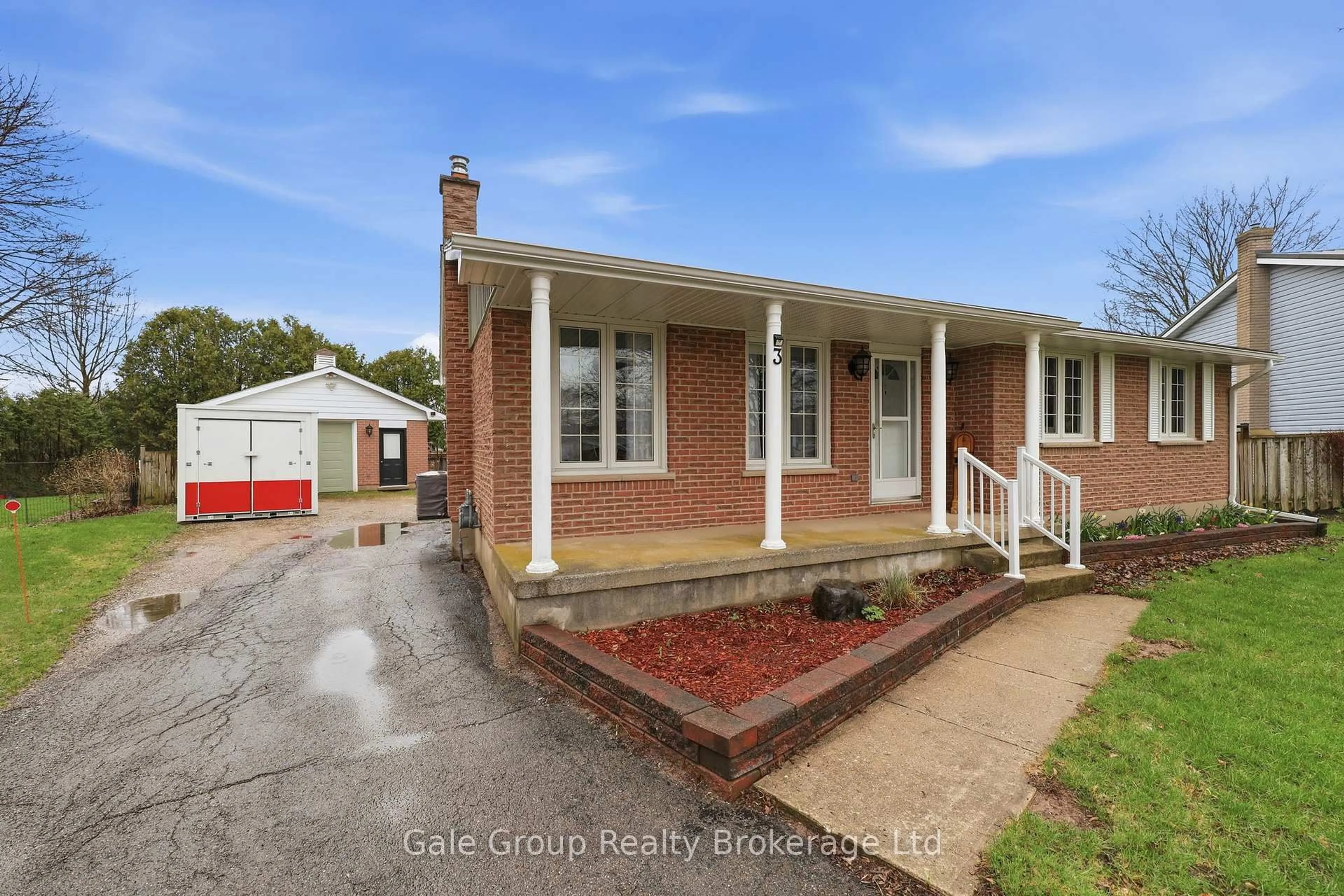 Home with brick exterior material, street for 3 Larch Pl, Ingersoll Ontario N5C 3S6