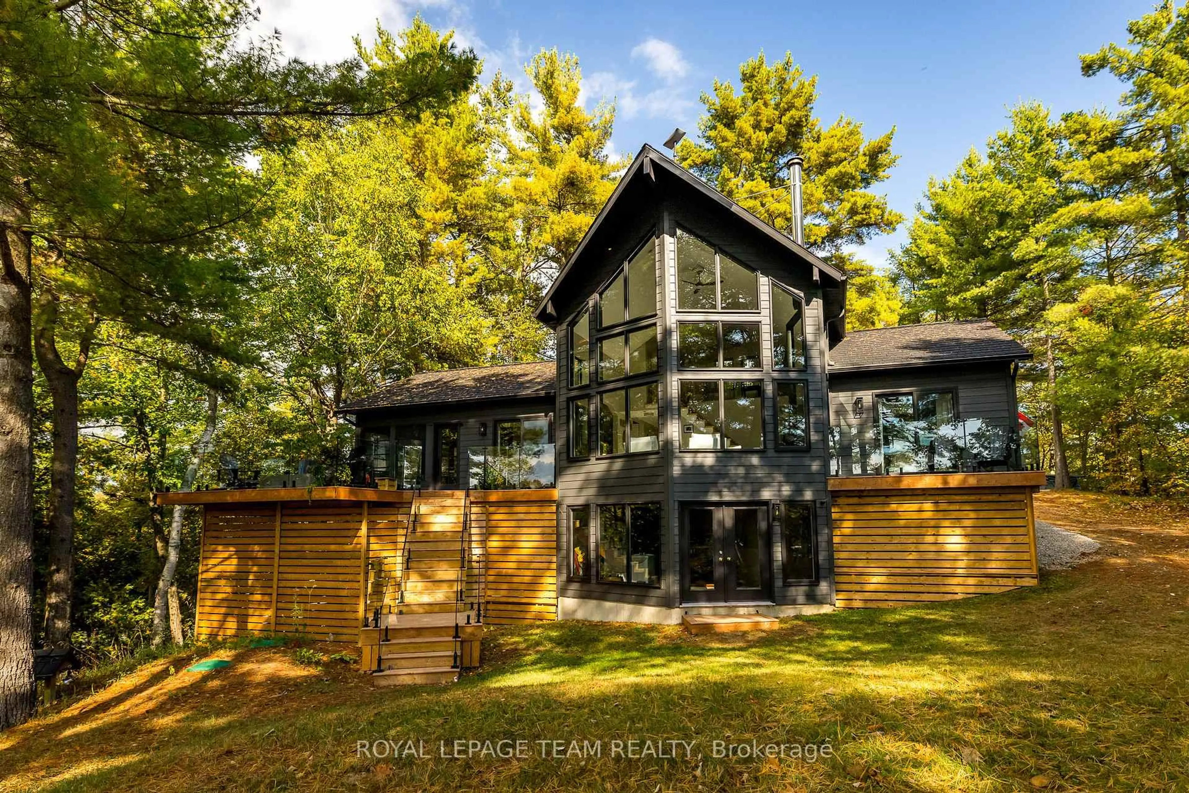 Unknown for 998 PIKE LAKE RTE 16 Rd, Perth Ontario K7H 3C5