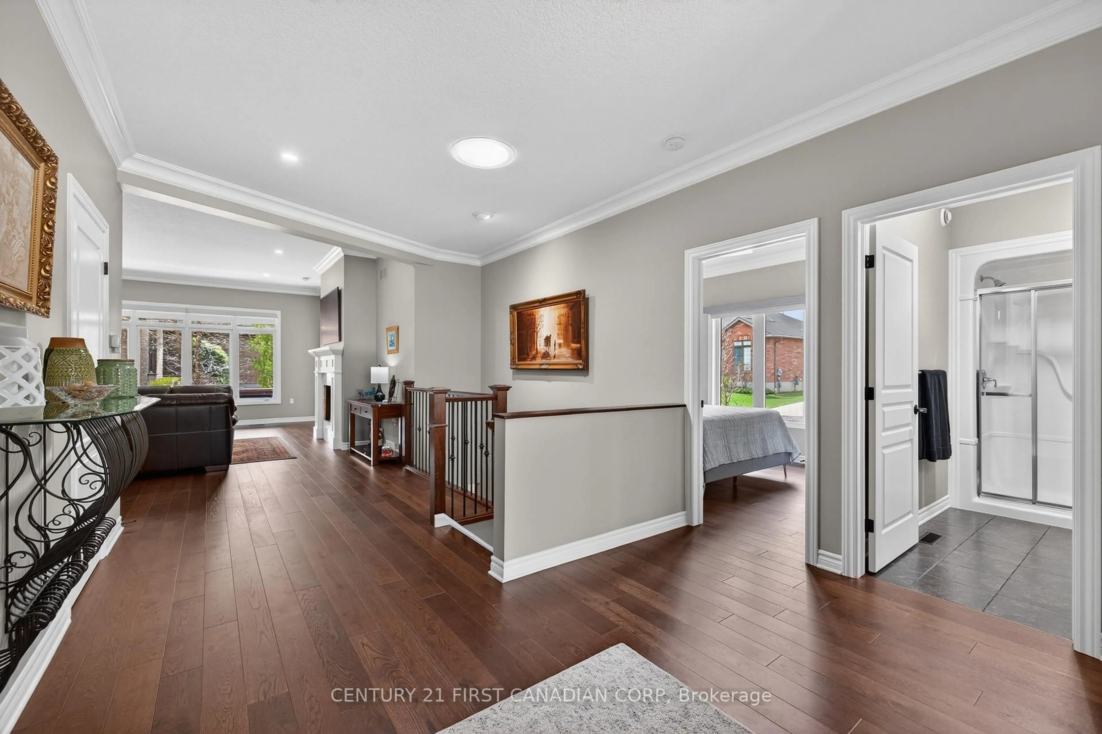 Indoor entryway for 1307 Sandy Somerville Dr, London South Ontario N6K 5R4
