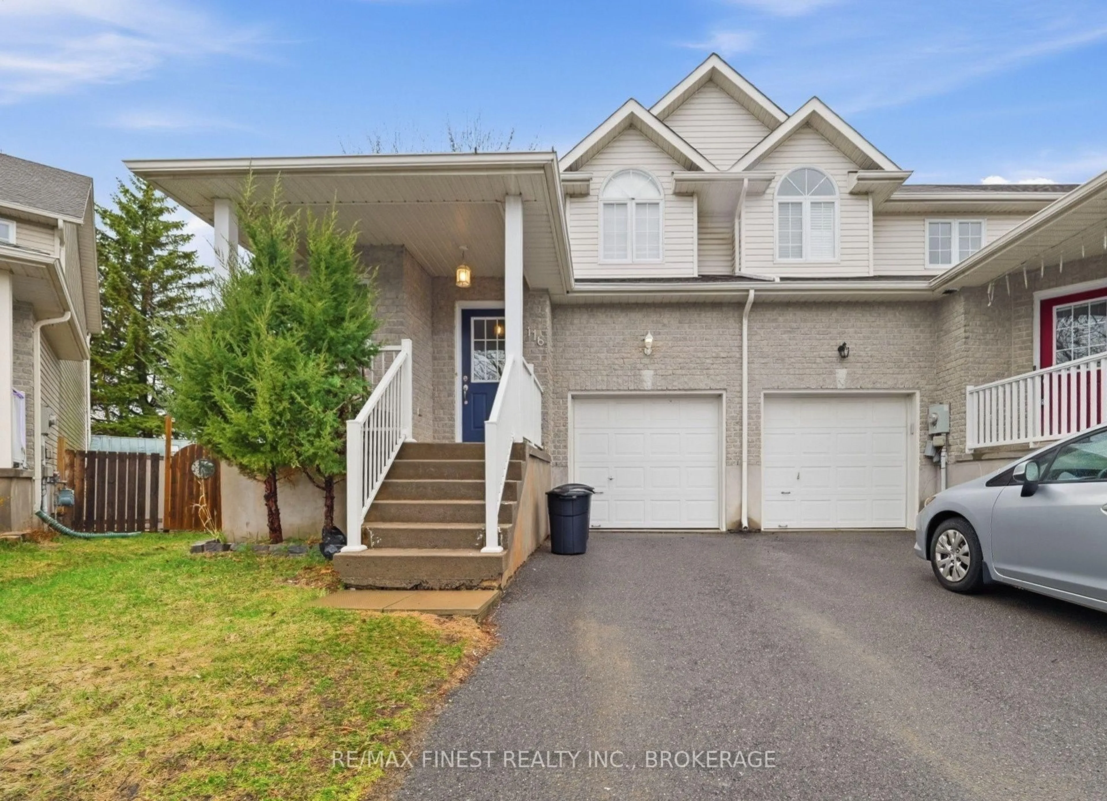 Home with vinyl exterior material, street for 116 FIRESIDE Crt, Kingston Ontario K7K 7L8