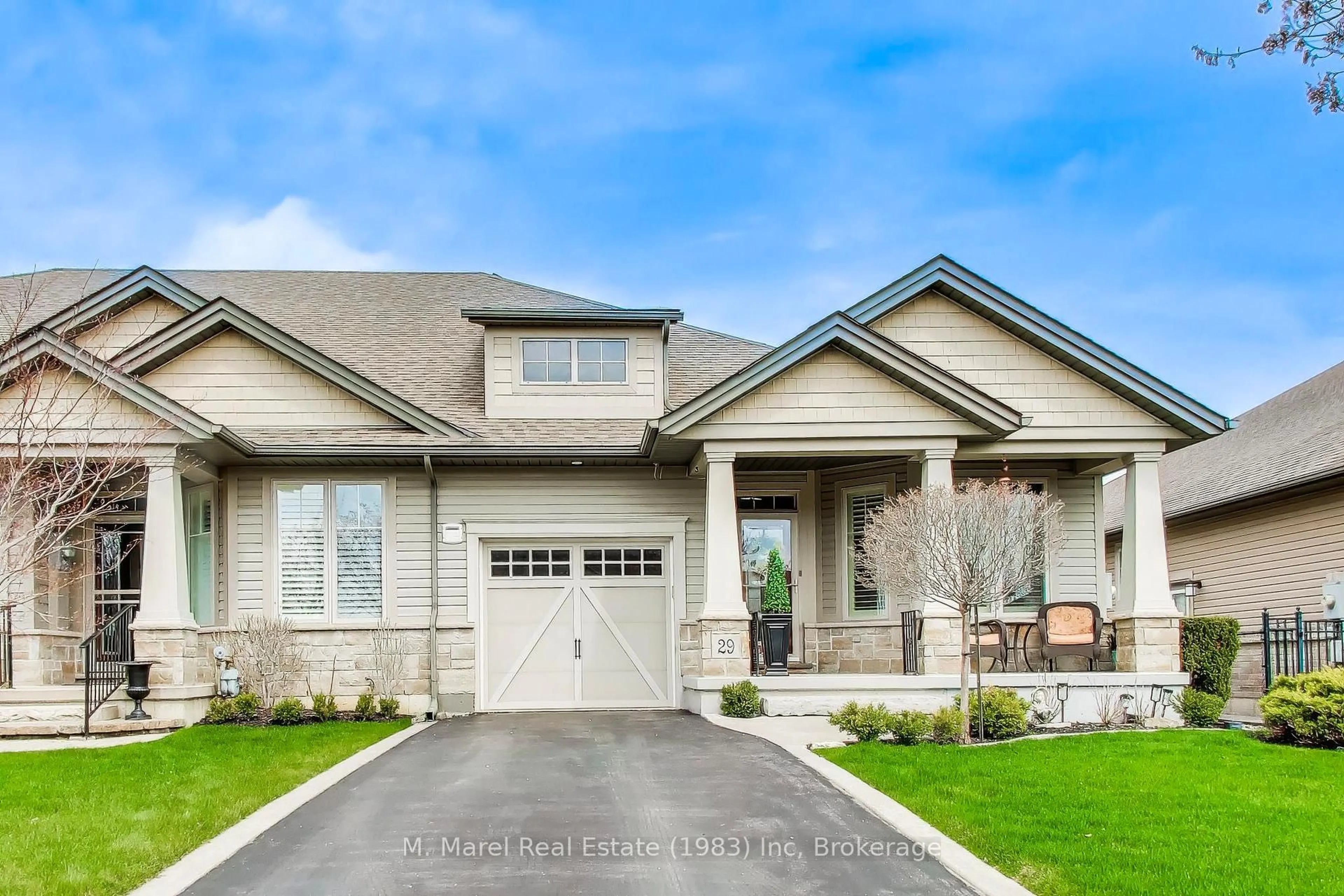 Home with brick exterior material, street for 29 Forestview Crt, West Lincoln Ontario L0R 2A0