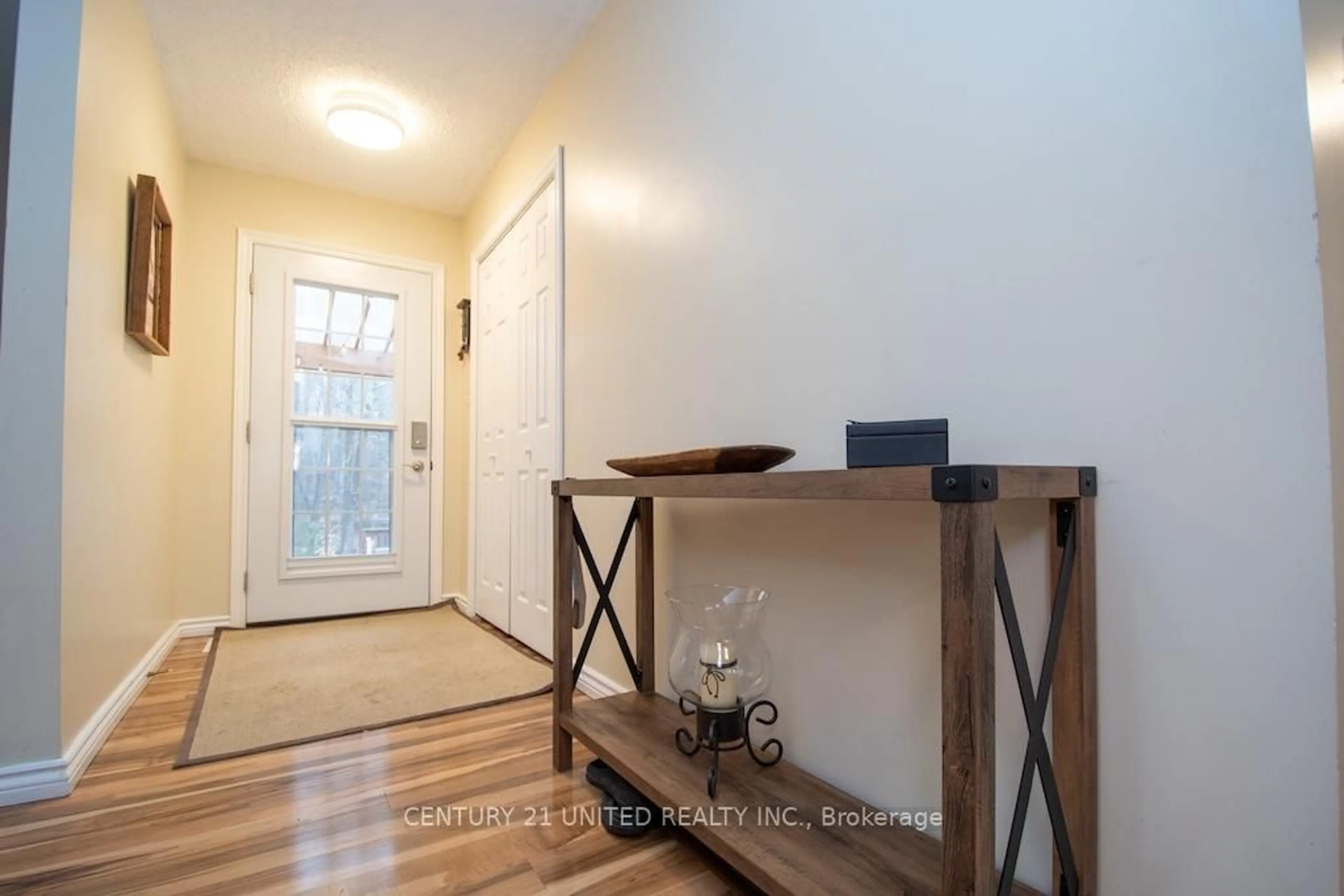 Indoor entryway for 78 McFadden Rd, North Kawartha Ontario K0L 1A0