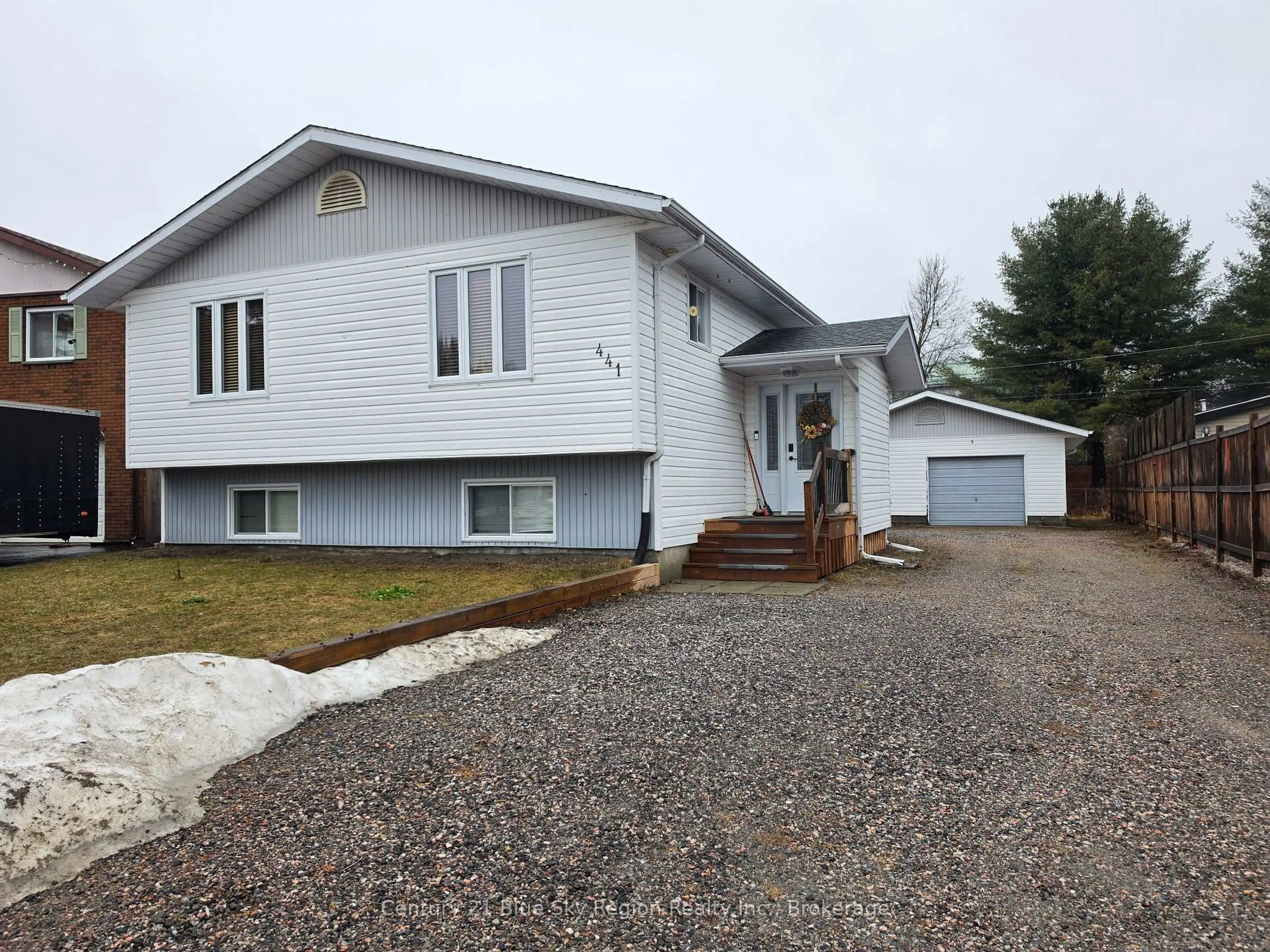 Home with vinyl exterior material, street for 441 Mageau St, West Nipissing Ontario P2B 3G5