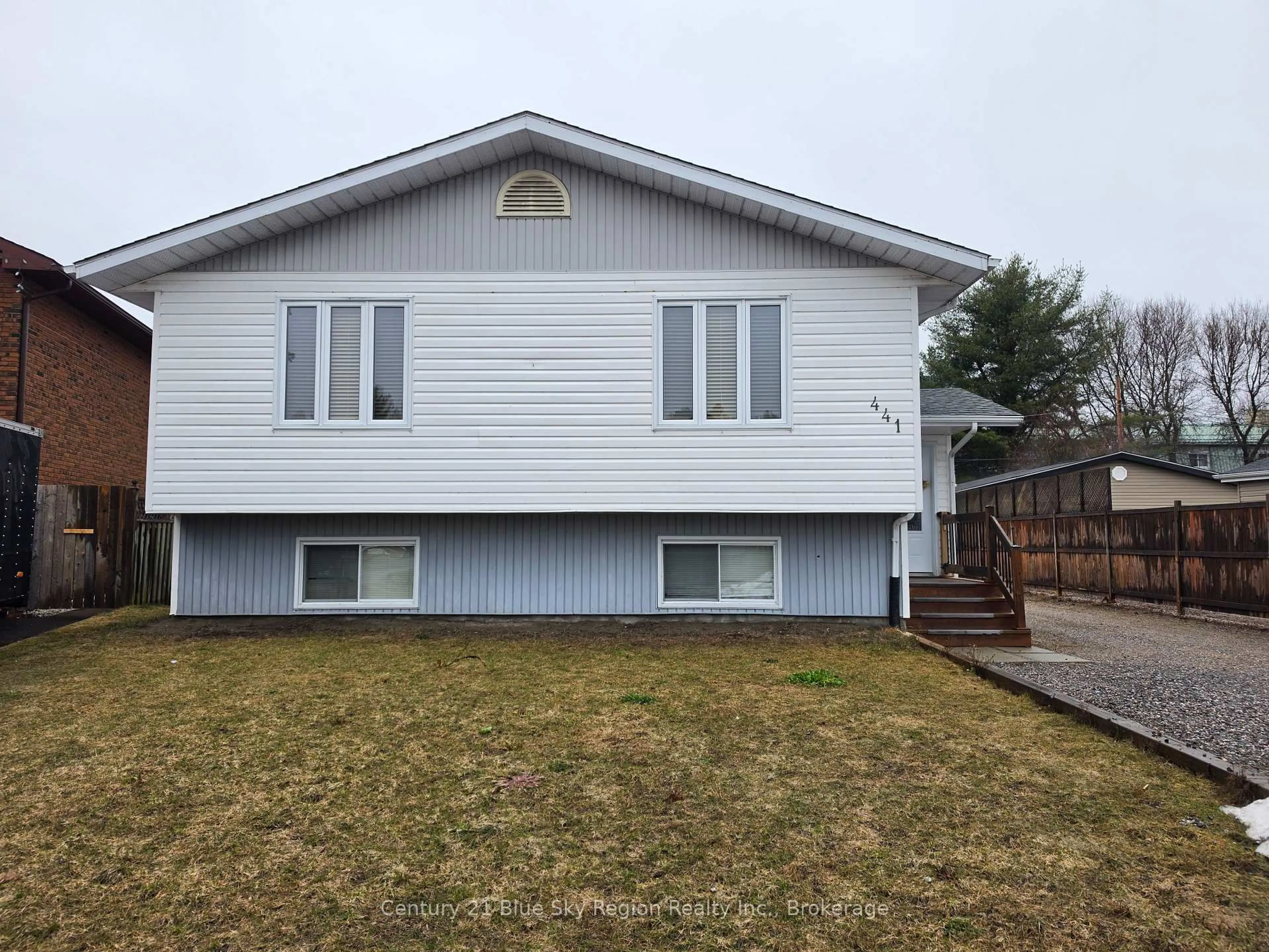 Home with vinyl exterior material, street for 441 Mageau St, West Nipissing Ontario P2B 3G5