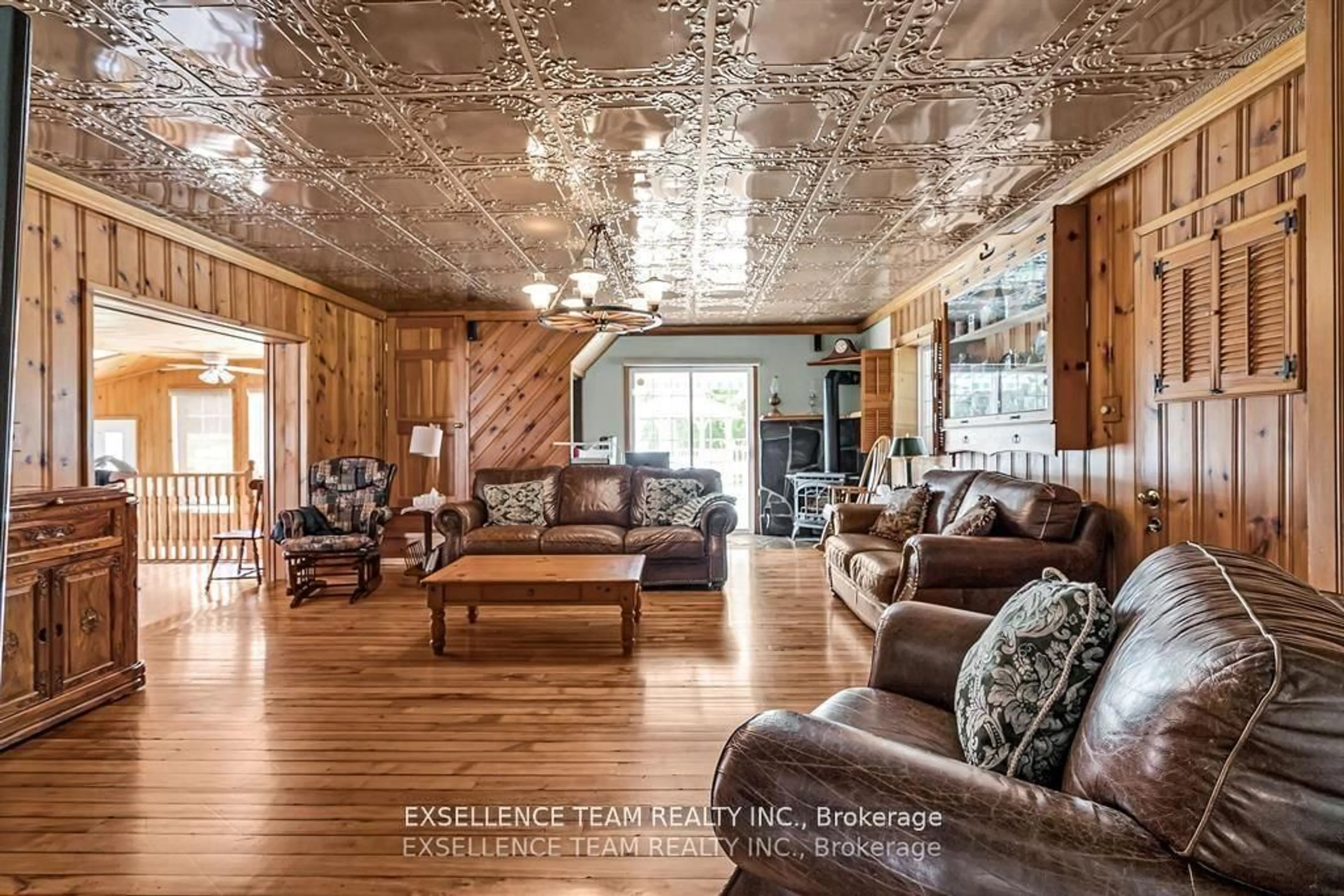 Living room with furniture, unknown for 2940 COUNTY  20 Rd, North Glengarry Ontario K0C 1T0