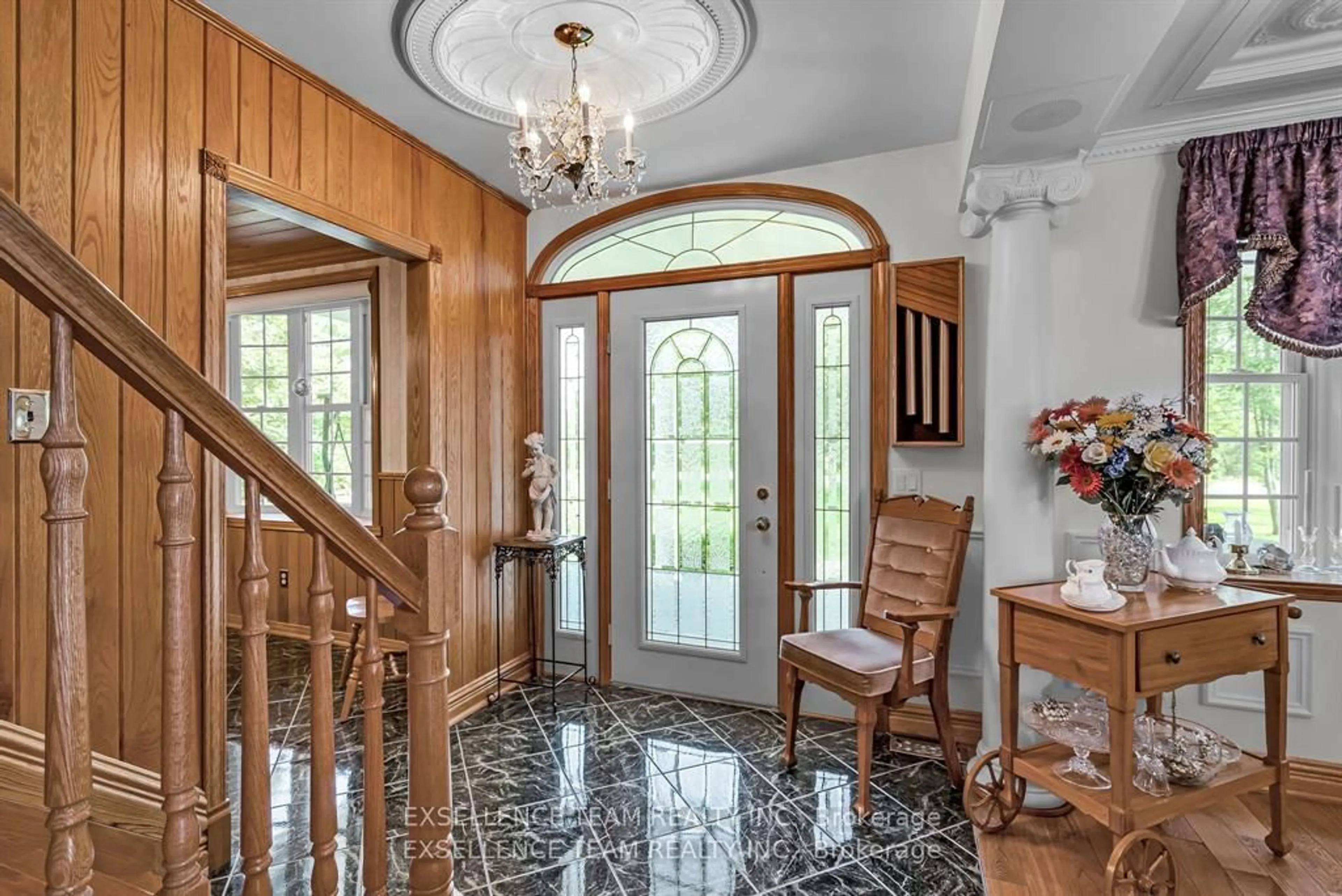 Indoor foyer for 2940 COUNTY  20 Rd, North Glengarry Ontario K0C 1T0