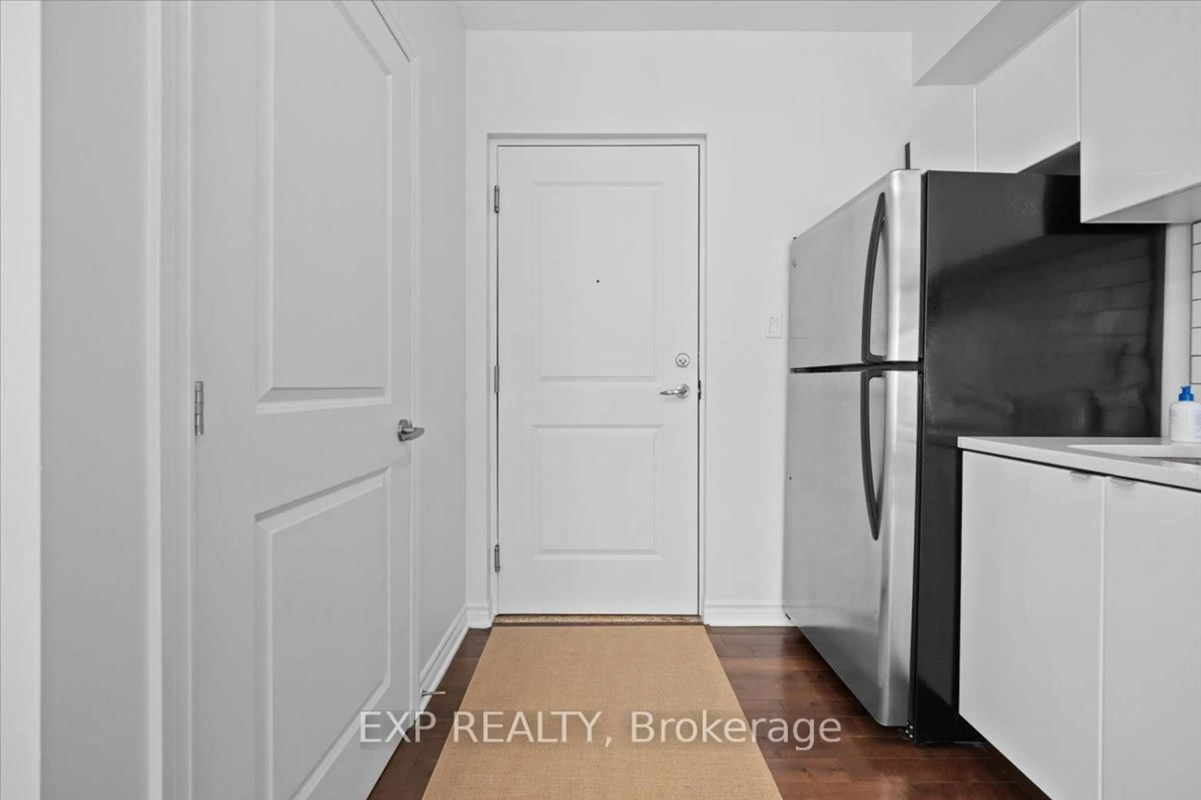 Unknown for 429 Kent St #121, Ottawa Ontario K2P 1B5