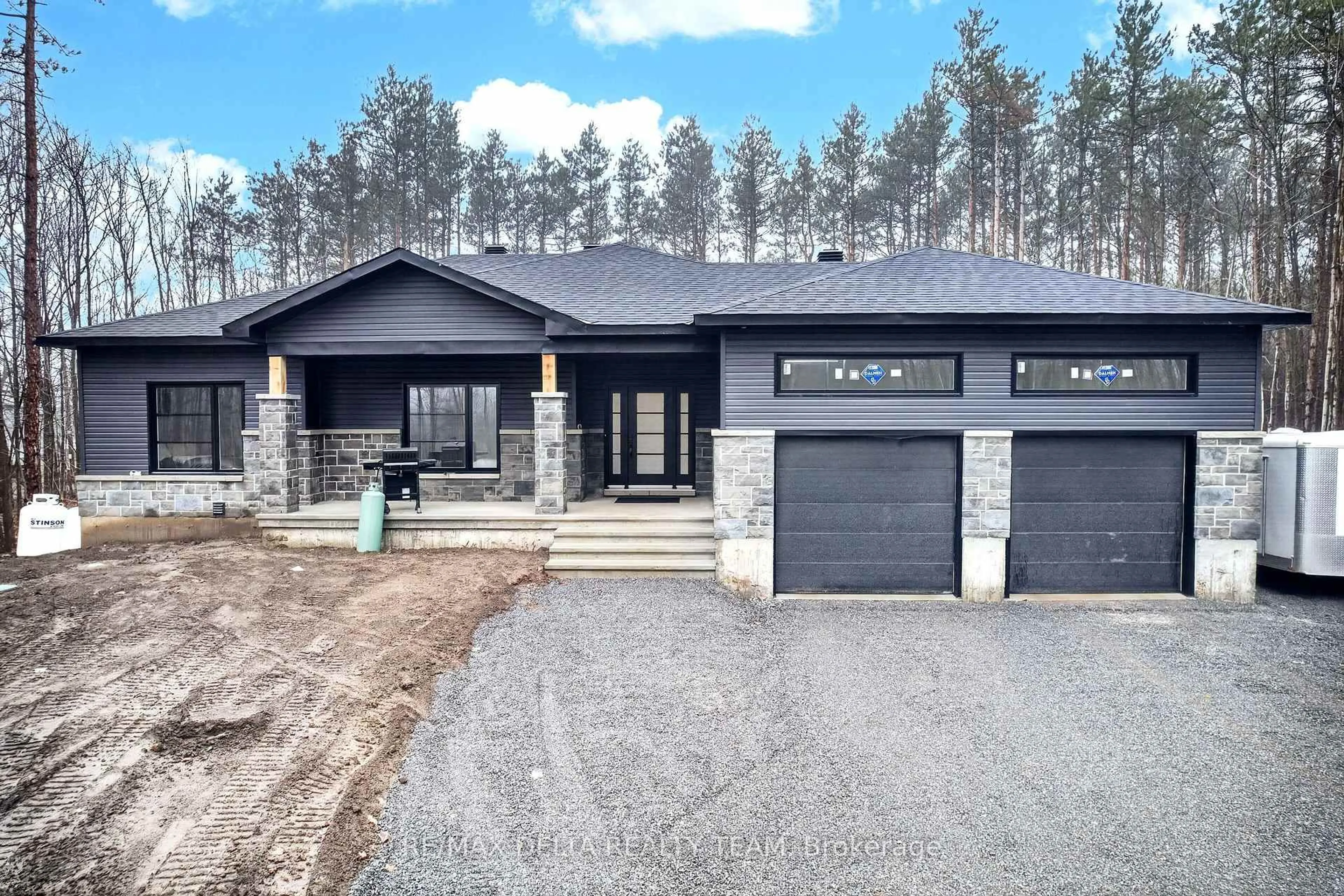 Home with brick exterior material, unknown for 7861 Springhill Rd, Winchester Ontario K0C 2K0