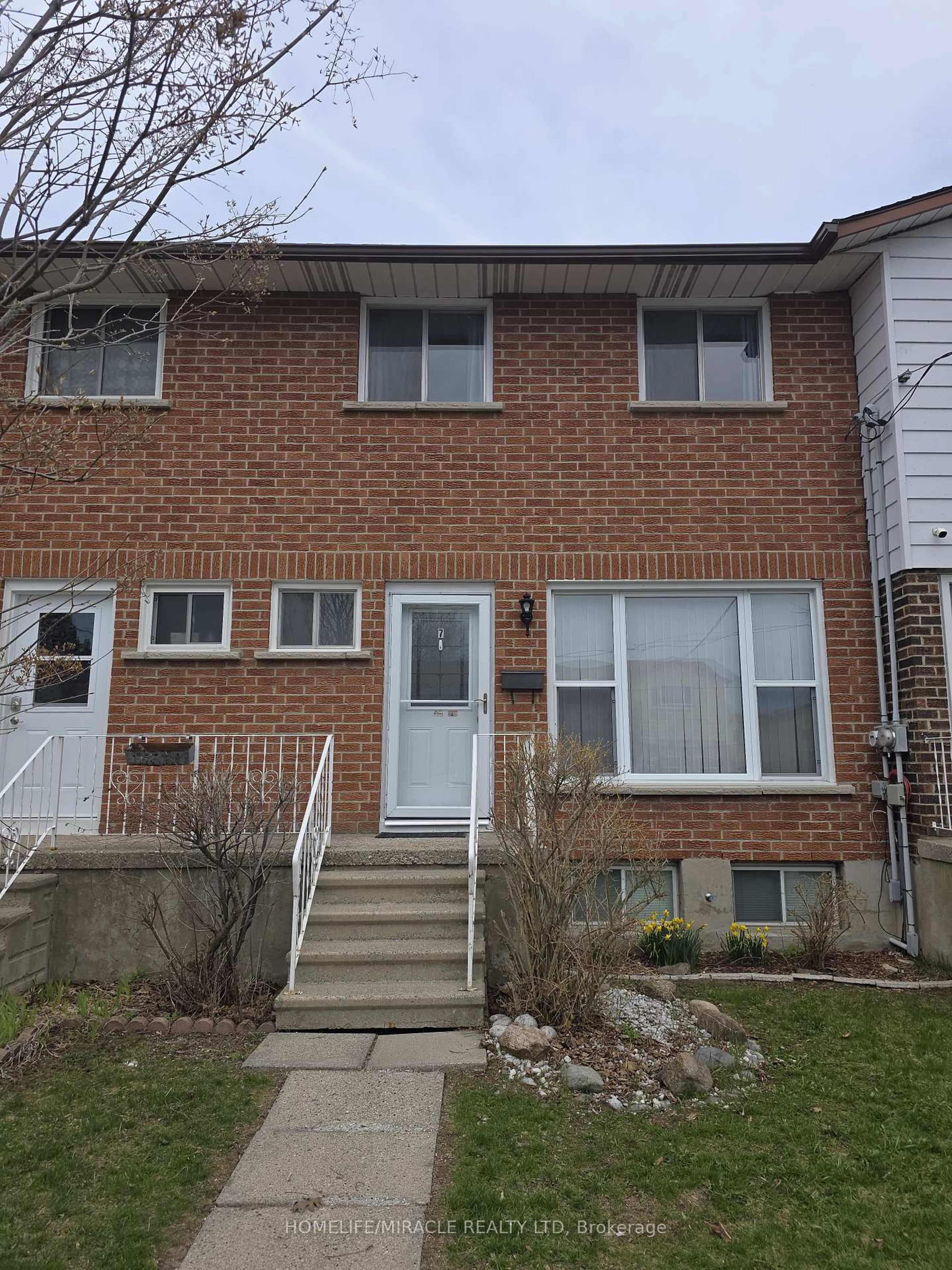 Home with brick exterior material, street for 27 Addington St #7, Loyalist Ontario K7N 1C6