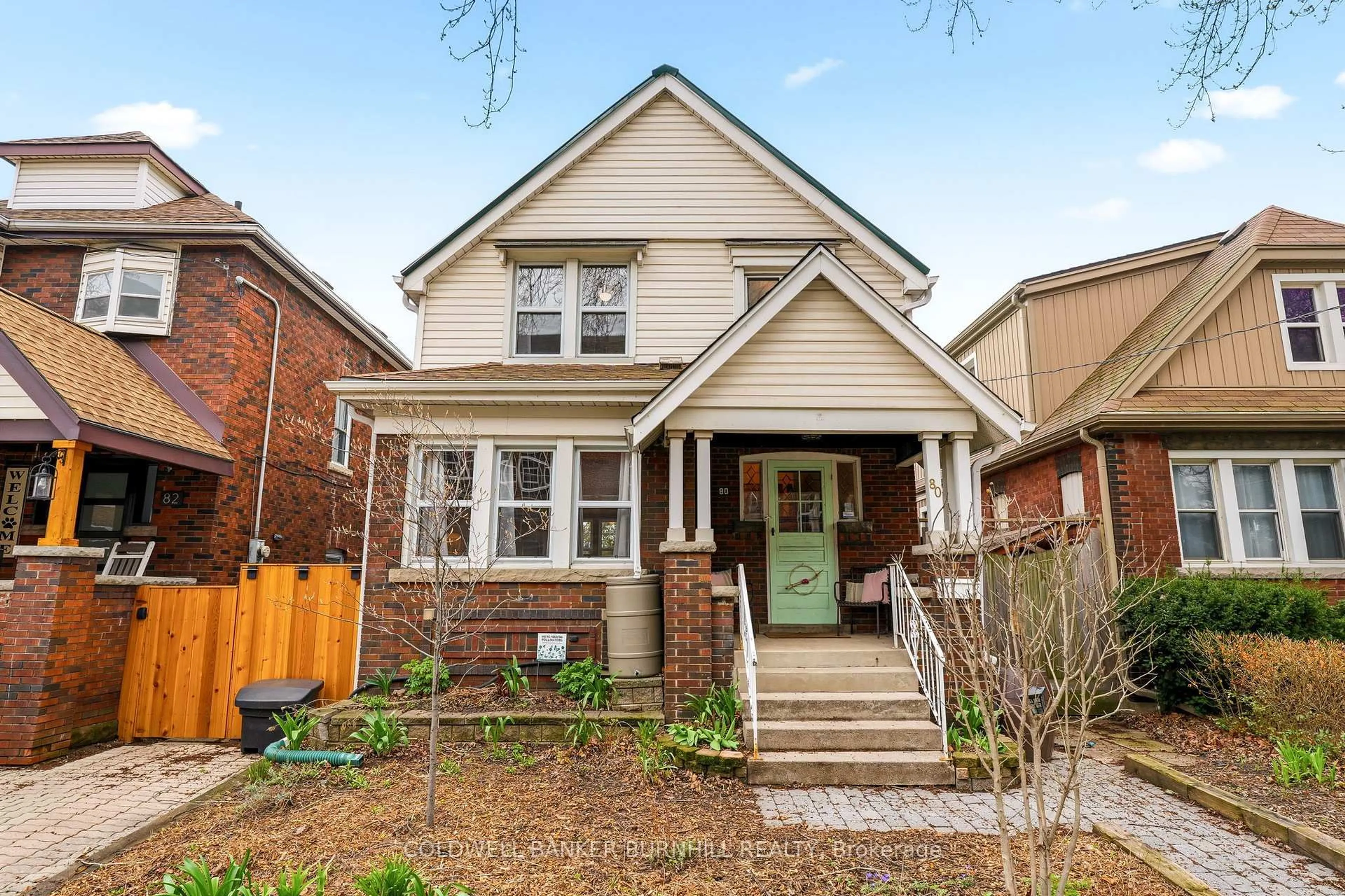 Home with brick exterior material, street for 80 Weir St, Hamilton Ontario L8H 5E8