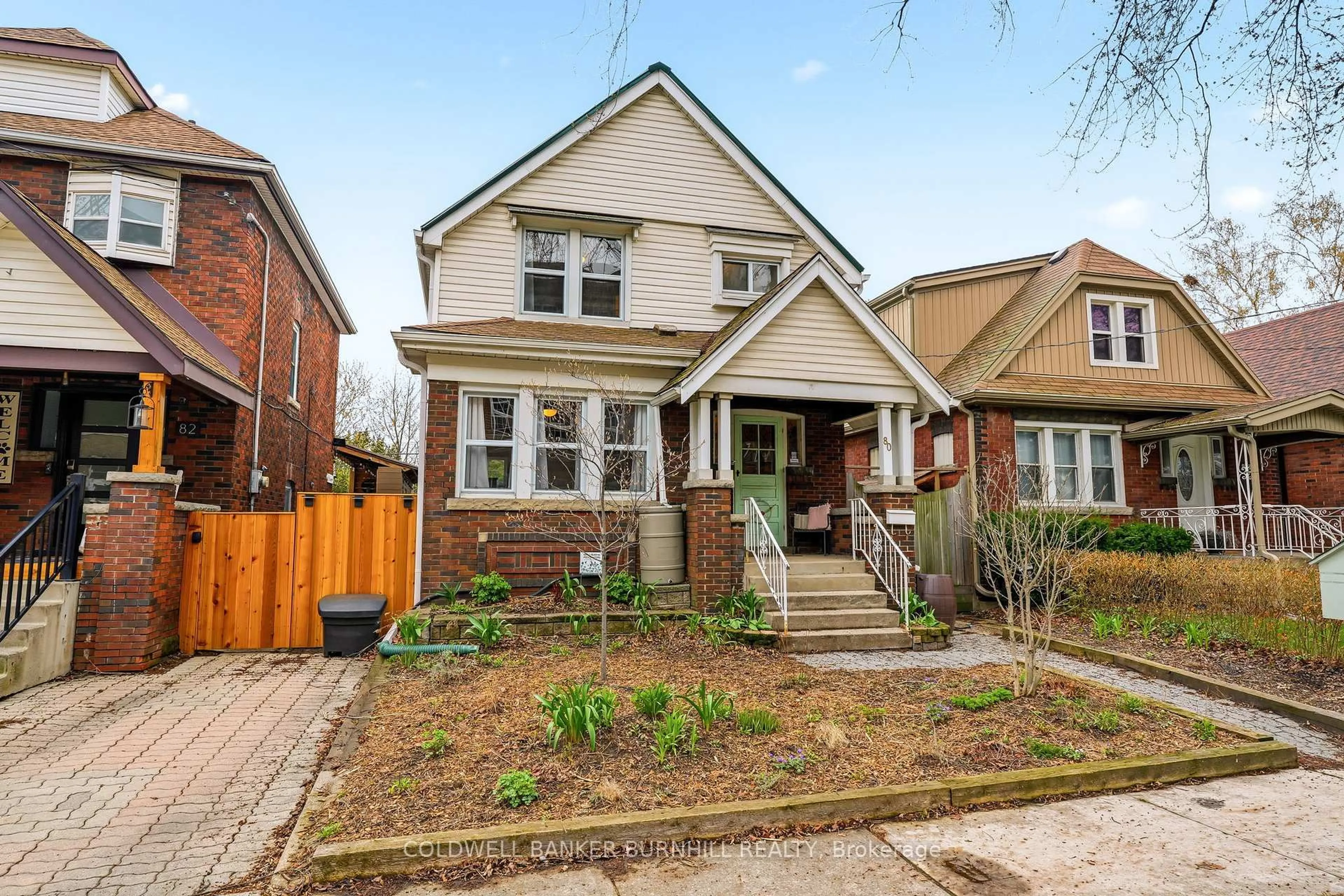 Home with brick exterior material, street for 80 Weir St, Hamilton Ontario L8H 5E8