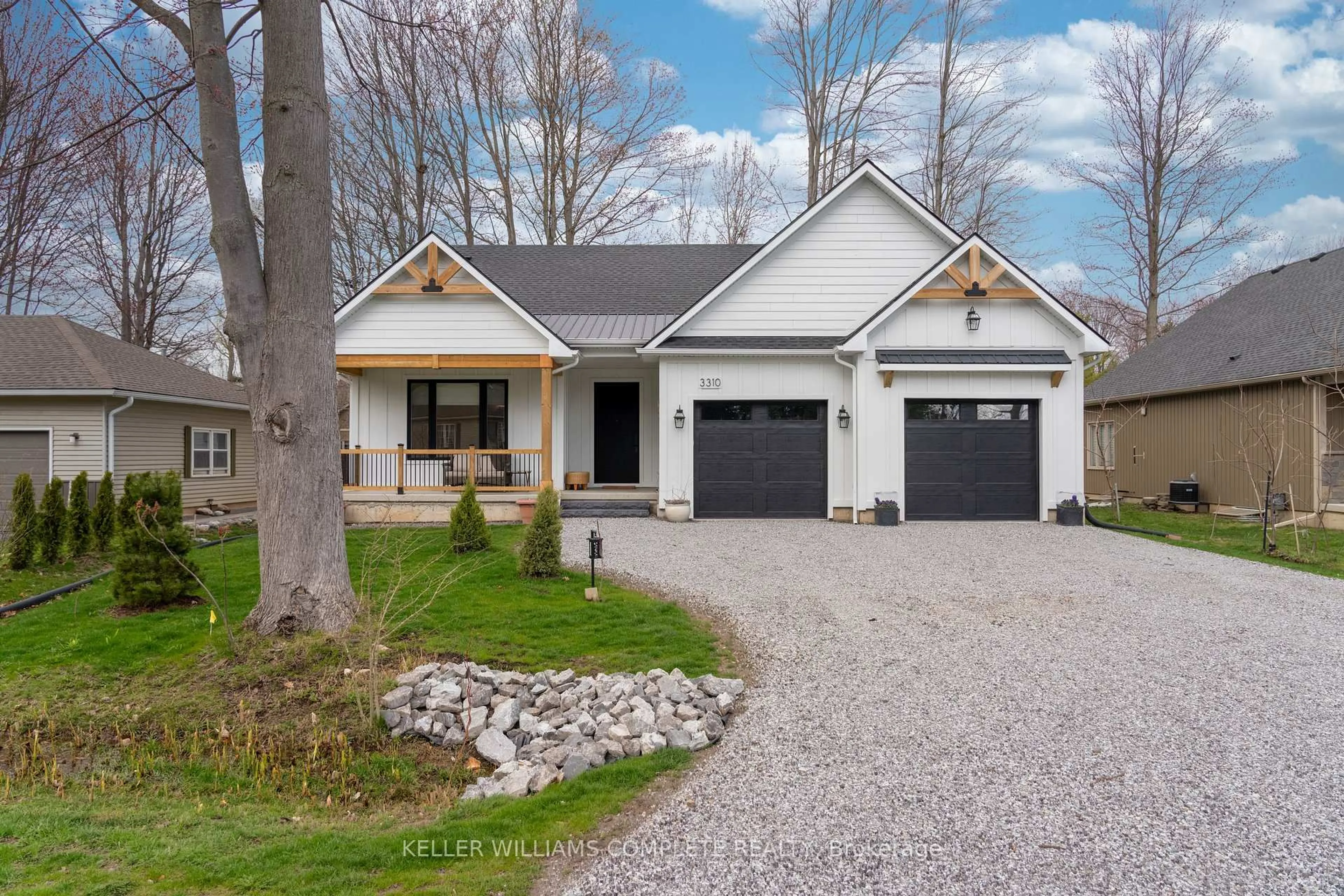 Home with brick exterior material, street for 3310 Bethune Ave, Fort Erie Ontario L0S 1N0