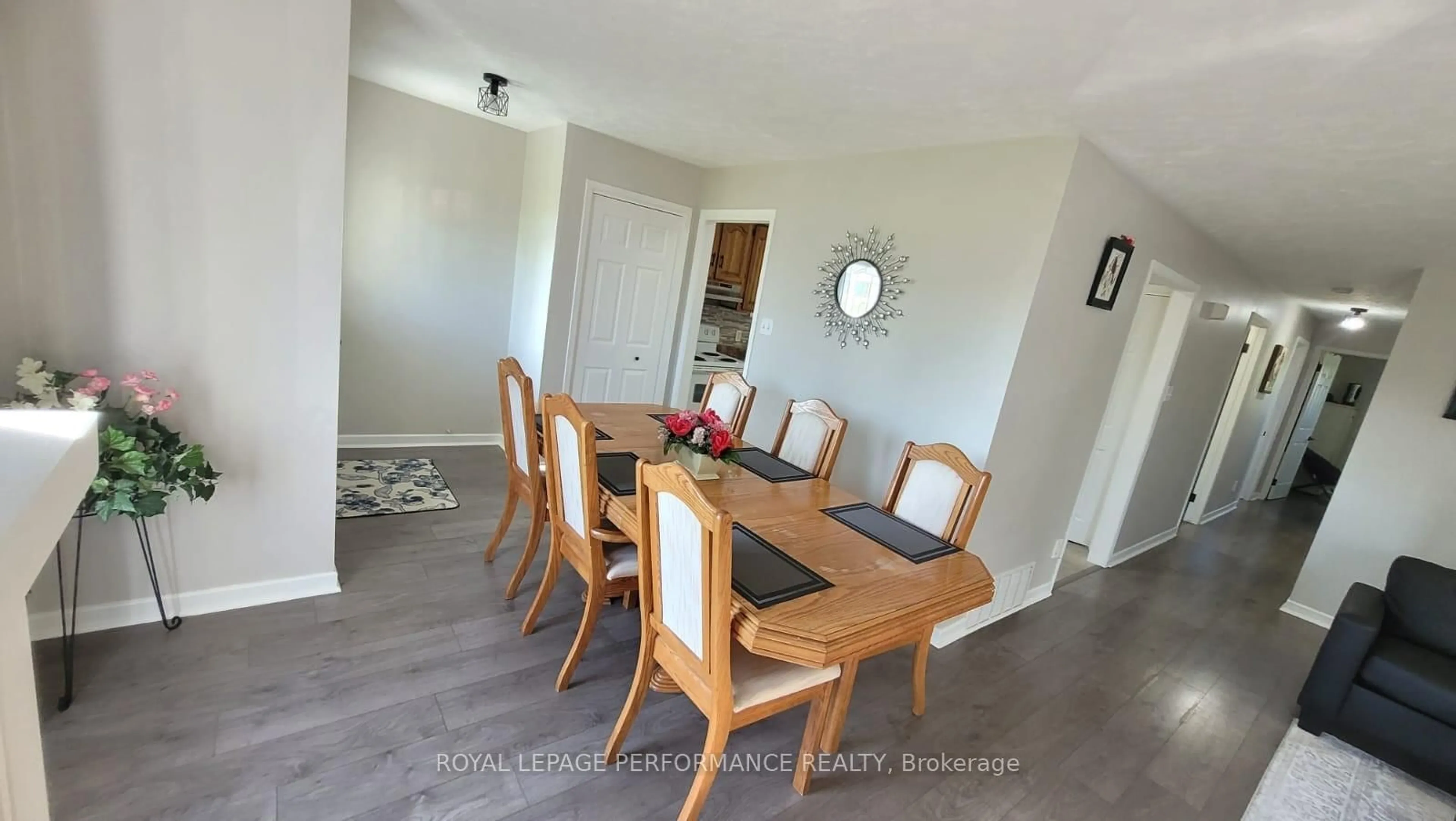 Dining room, wood/laminate floor for 2261 Pitt St, Cornwall Ontario K6K 1A4