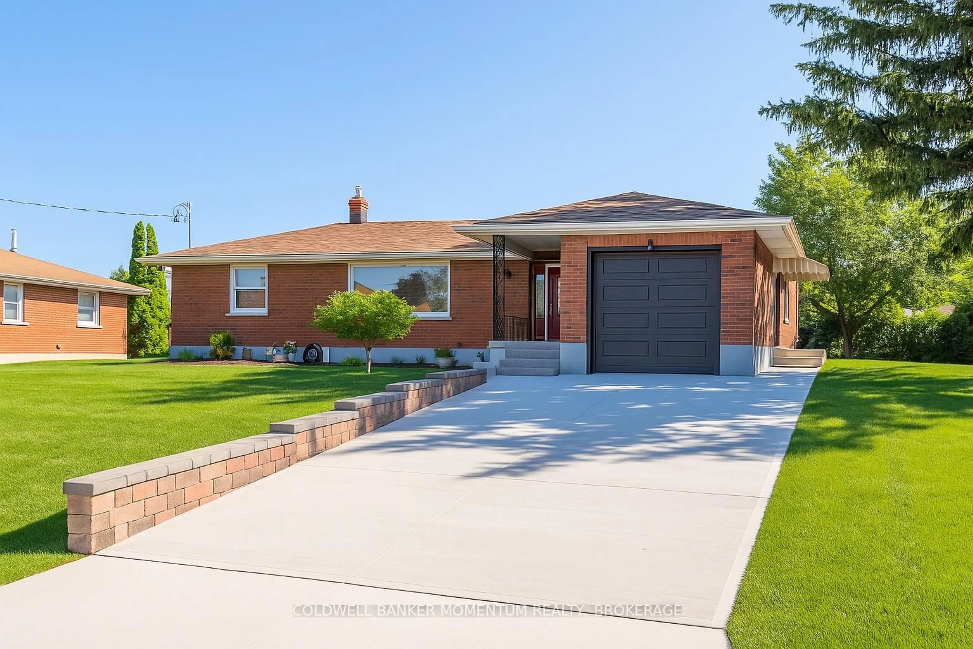 Home with brick exterior material, street for 2 Foley Cres, Thorold Ontario L2V 2K8