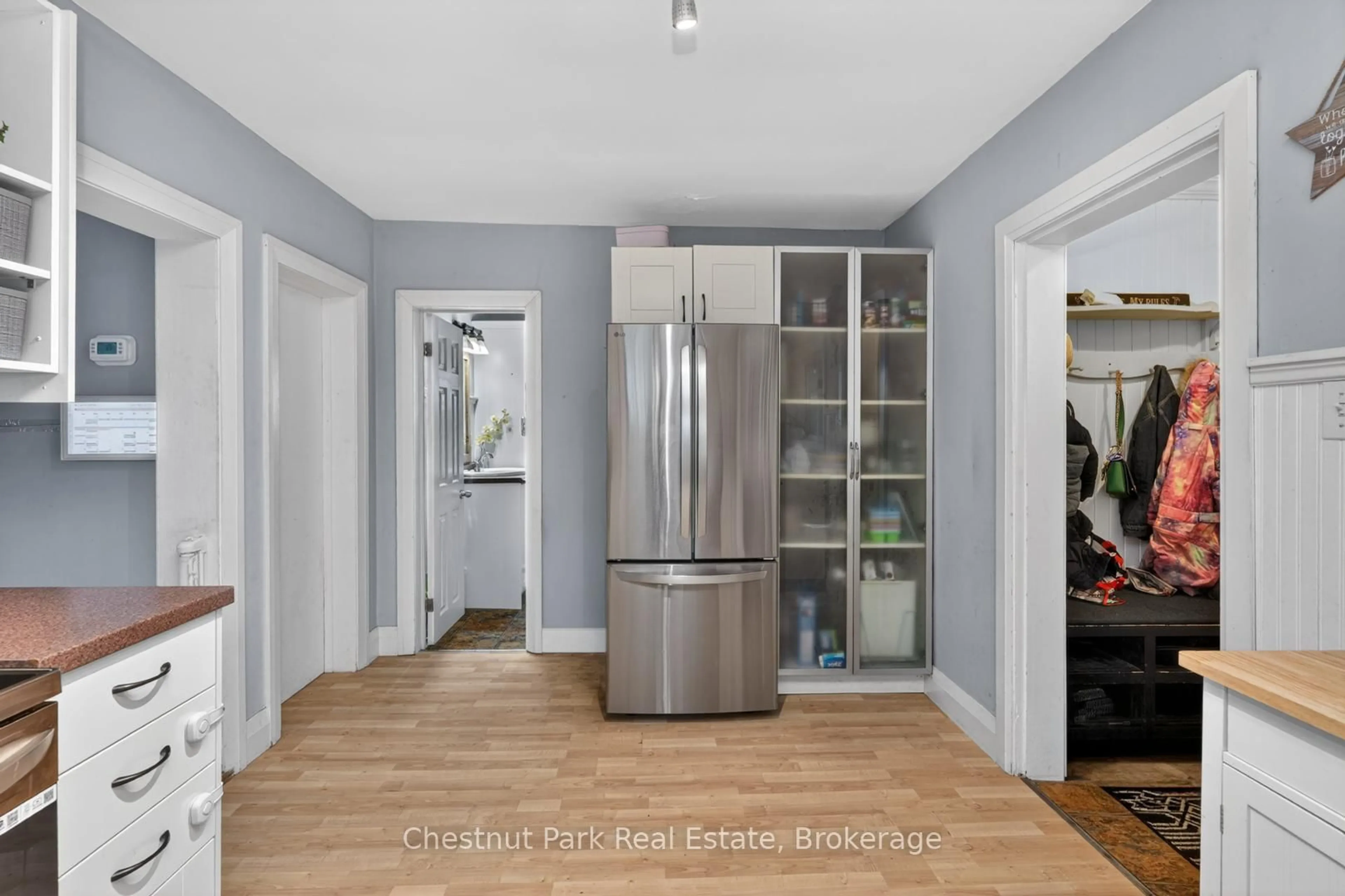 Unknown for 3 CORA St, Huntsville Ontario P1H 1T5