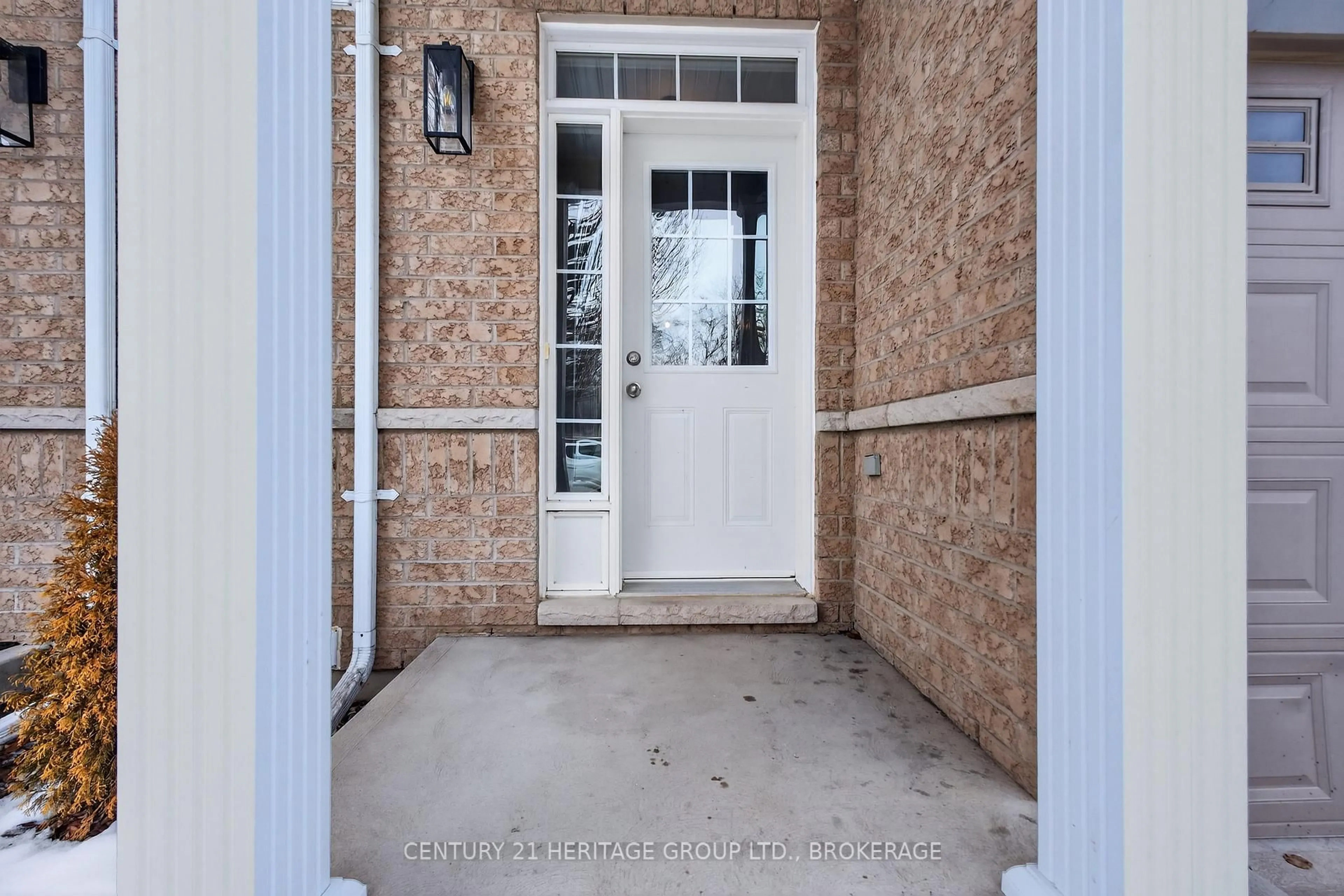 Indoor entryway for 847 Newmarket Lane, Kingston Ontario K7K 0C8