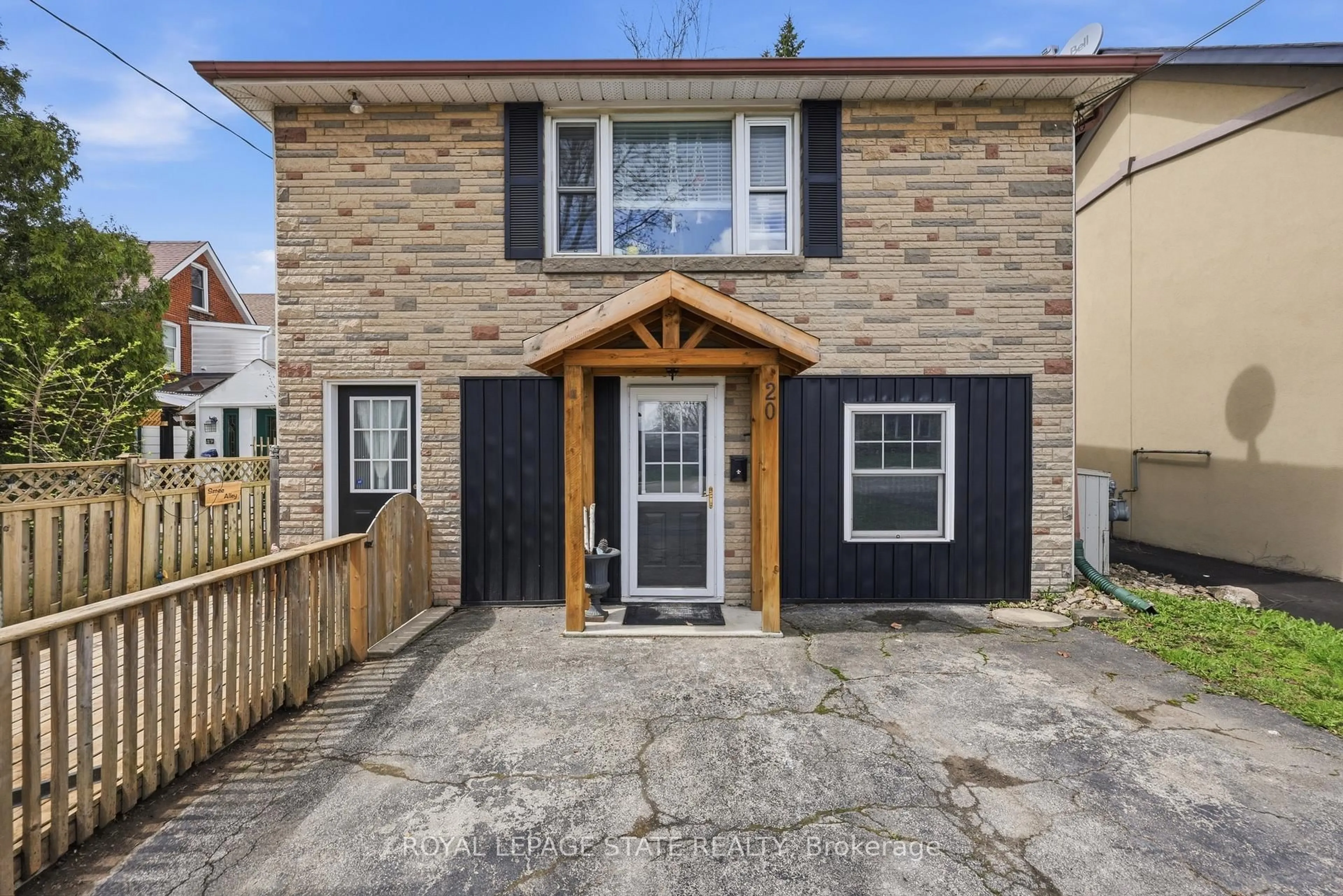 Home with brick exterior material, street for 20 Peel St, Hamilton Ontario L9H 3E4