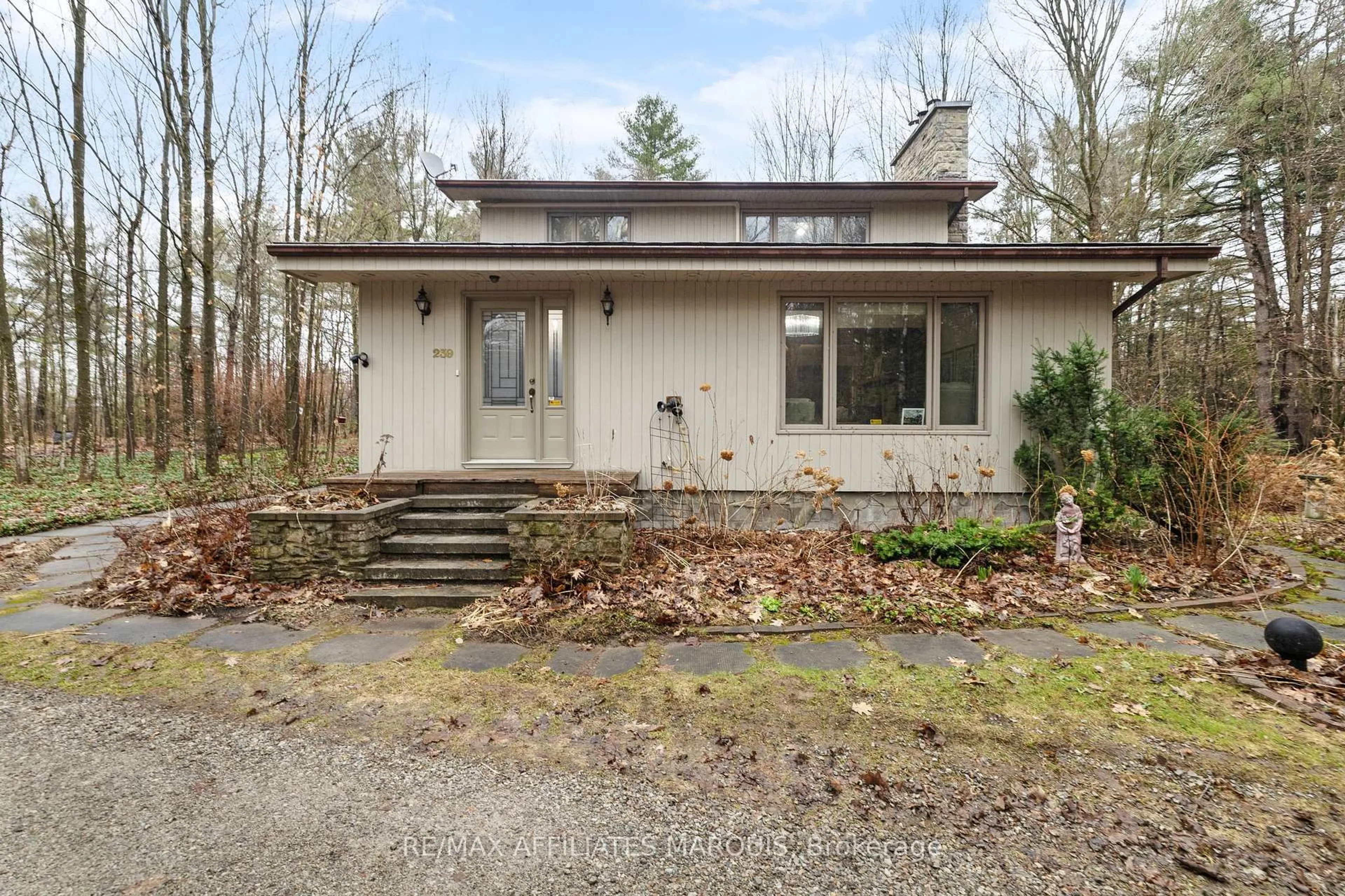 Unknown for 239 Bay Rd, Rideau Lakes Ontario K0G 1L0