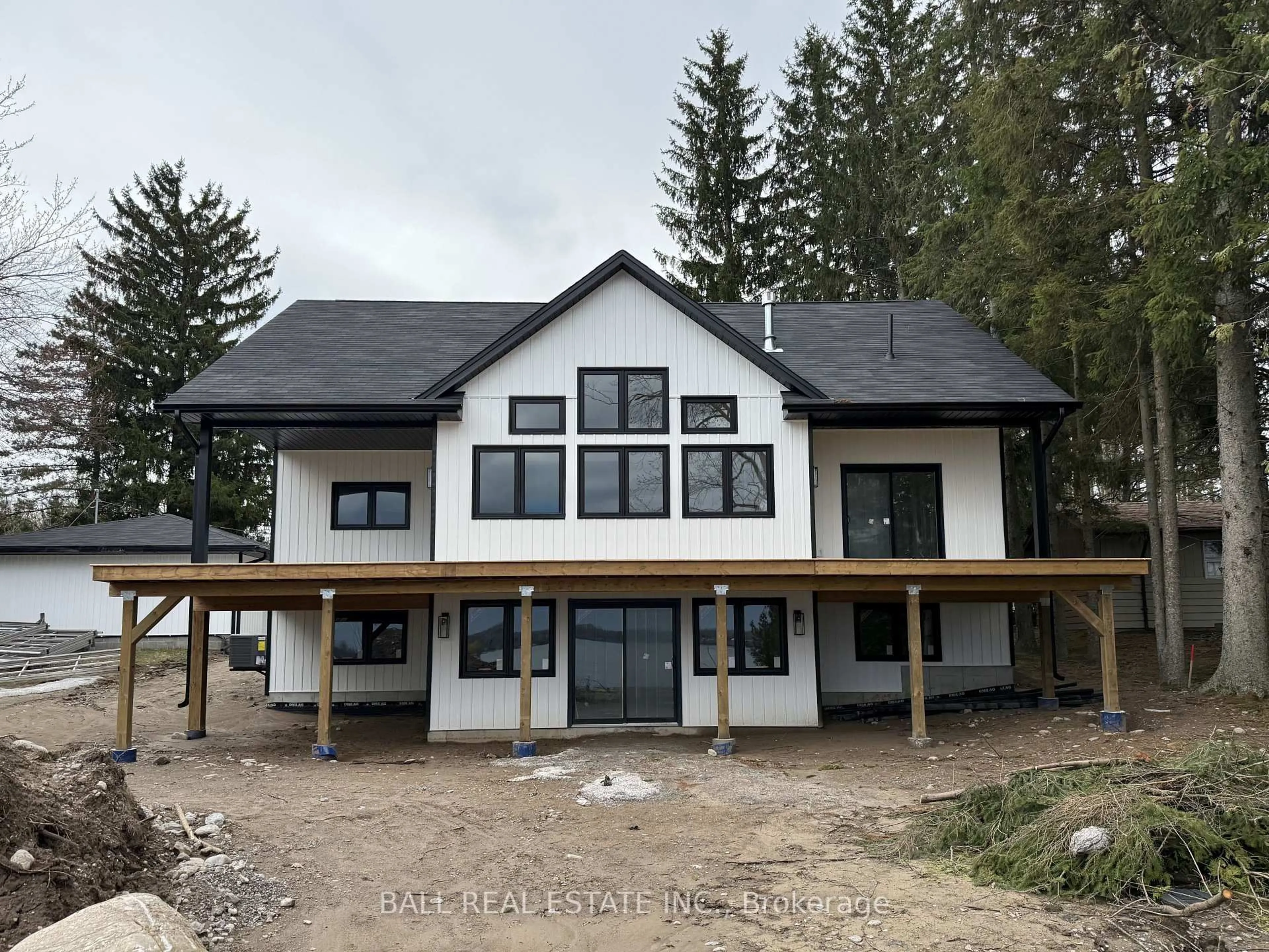 Home with vinyl exterior material, building for 1380 Island View Dr, Selwyn Ontario K0L 1T0