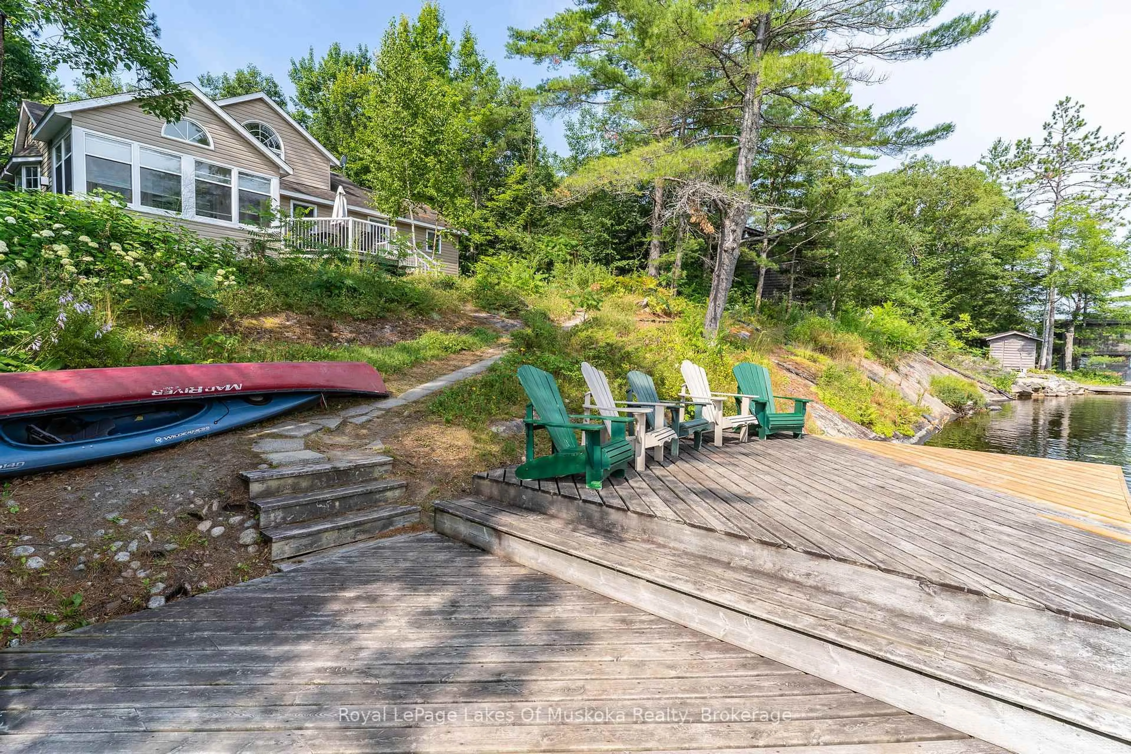 Patio, water/lake/river/ocean view for 49 Pinetree Rd, Gravenhurst Ontario P1P 1R2