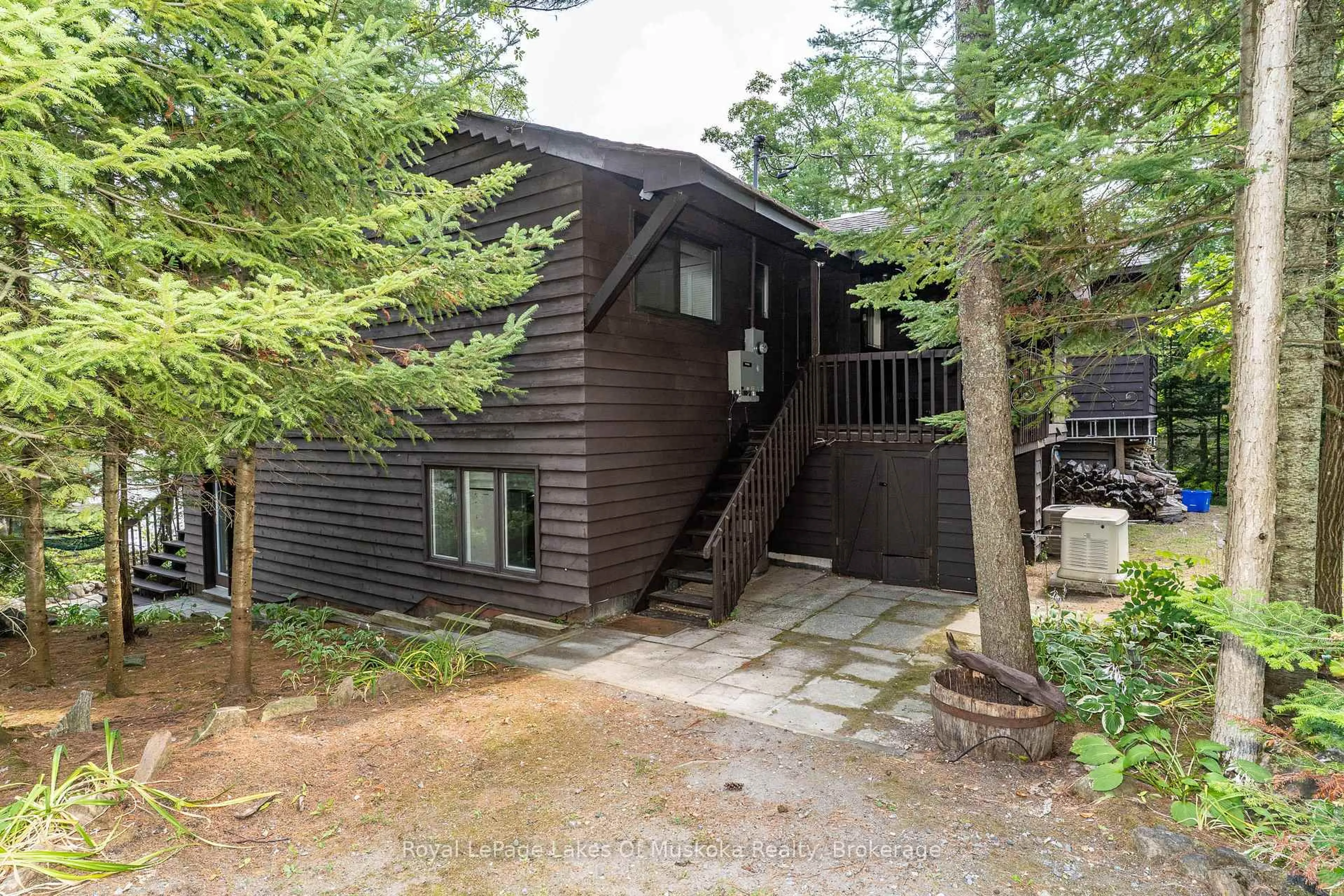 Unknown for 51 Pinetree Rd, Gravenhurst Ontario P1P 1R2