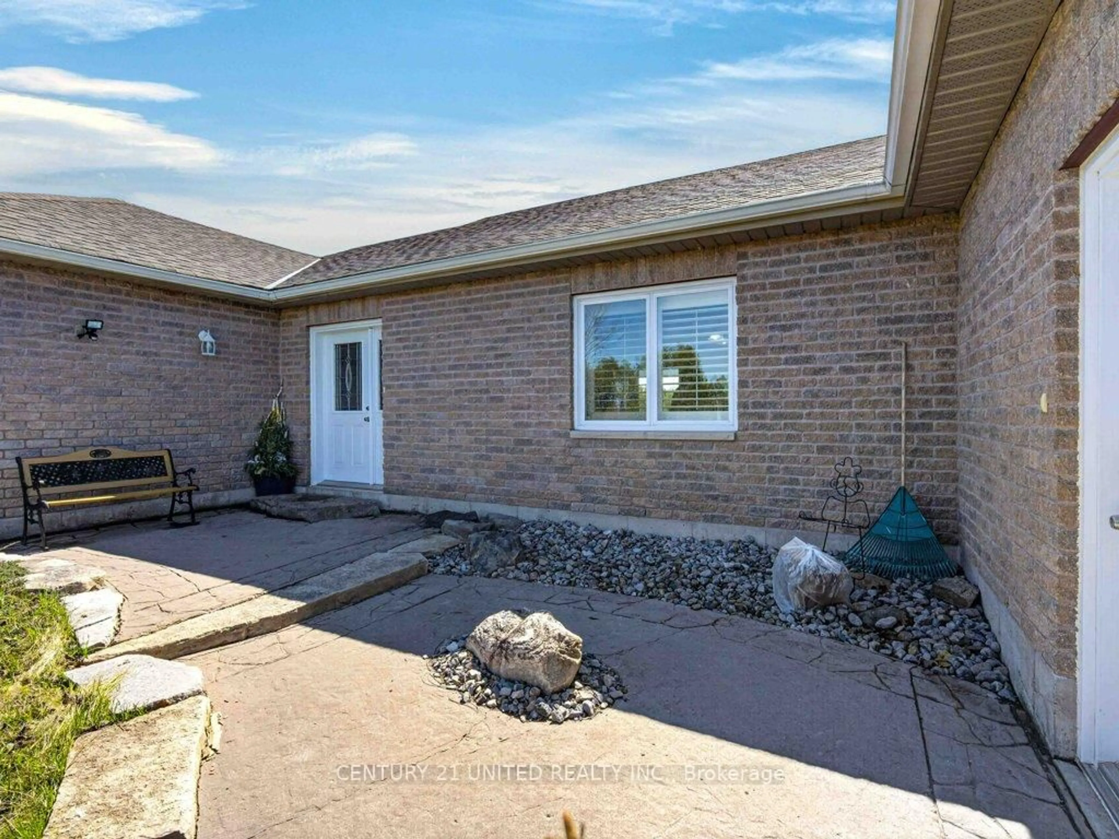 Home with brick exterior material, unknown for 3435 Dummer Asphodel Rd, Asphodel-Norwood Ontario K0L 2V0