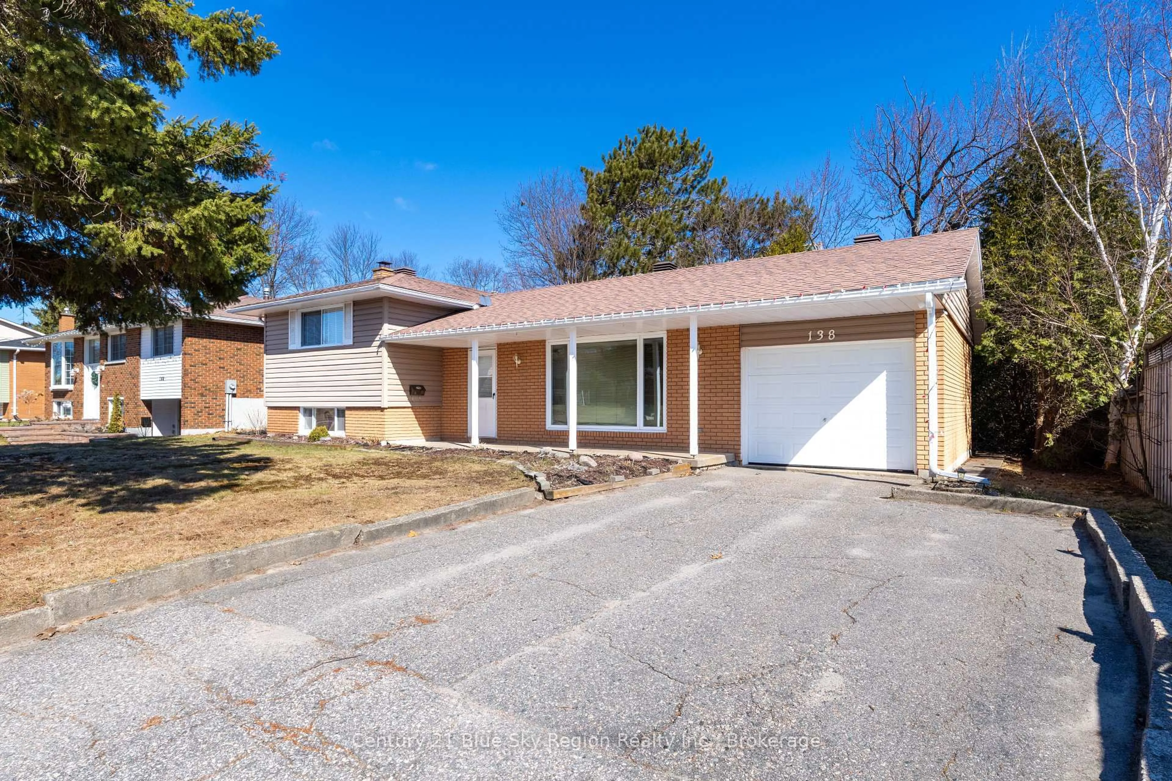 Home with brick exterior material, street for 138 Macbeth Cres, North Bay Ontario P1B 7X6