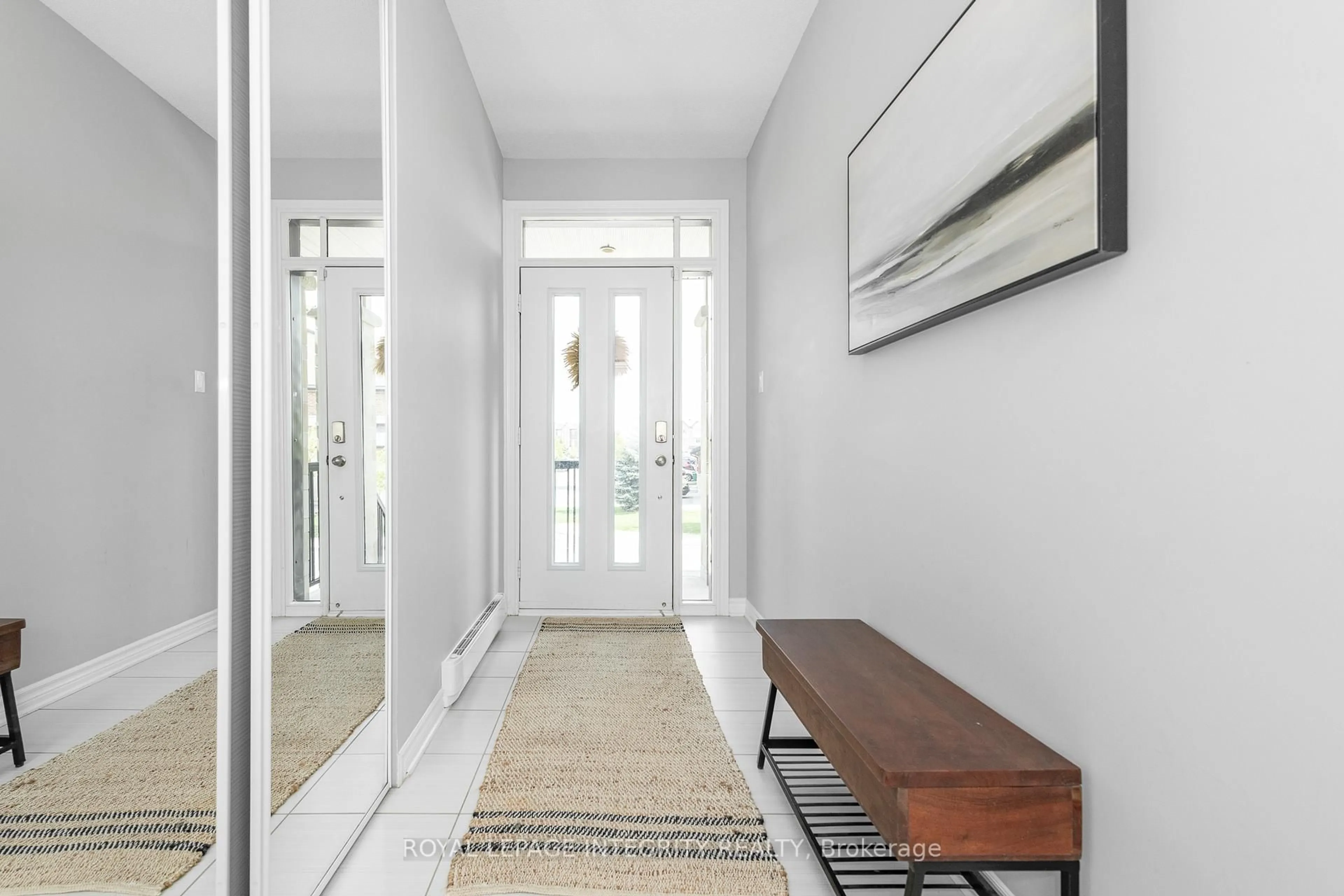 Indoor entryway for 113 Poplin St #49, Ottawa Ontario K4M 0G7