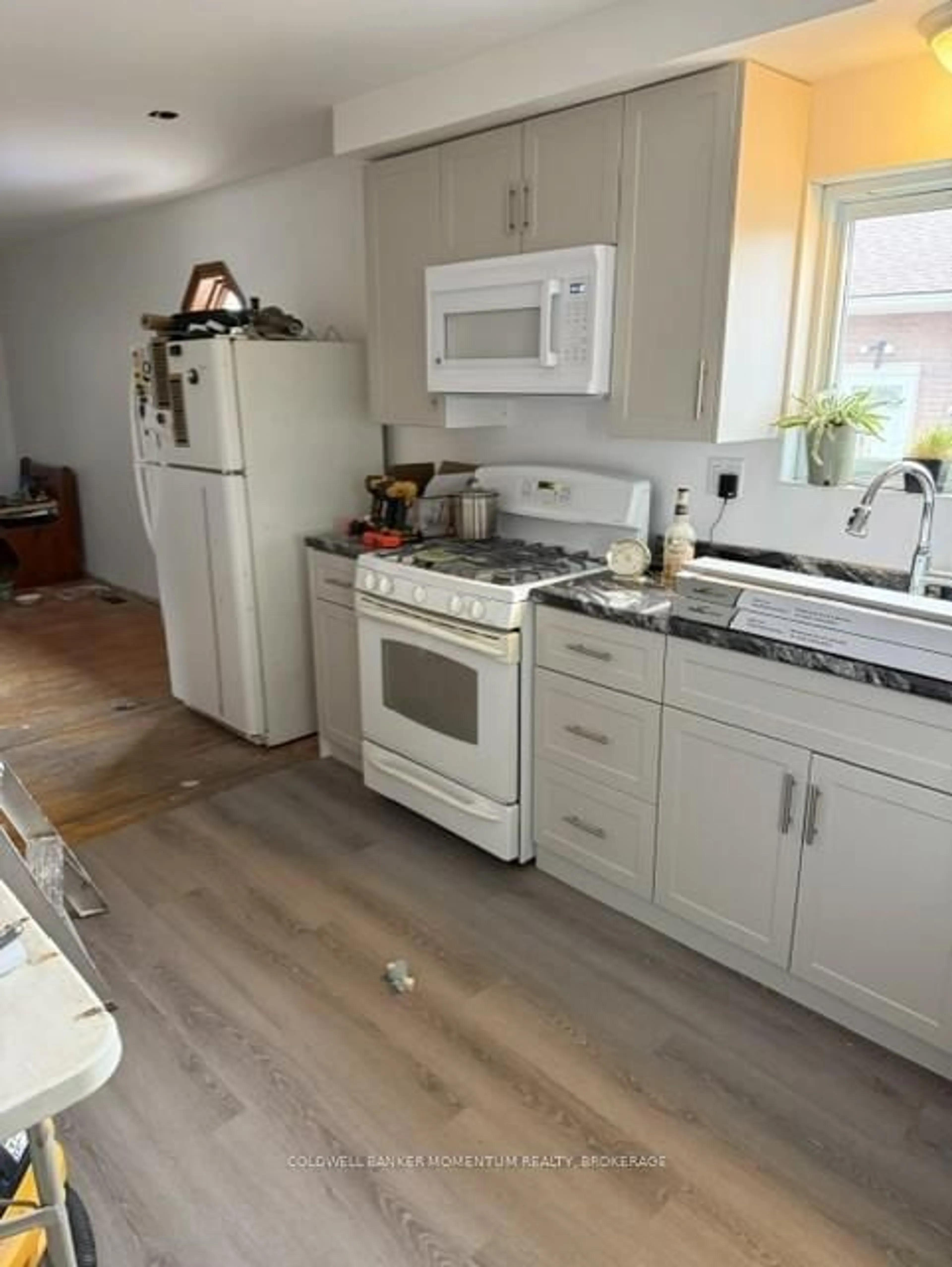 Unknown for 64 Martin St, Thorold Ontario L2V 3X4