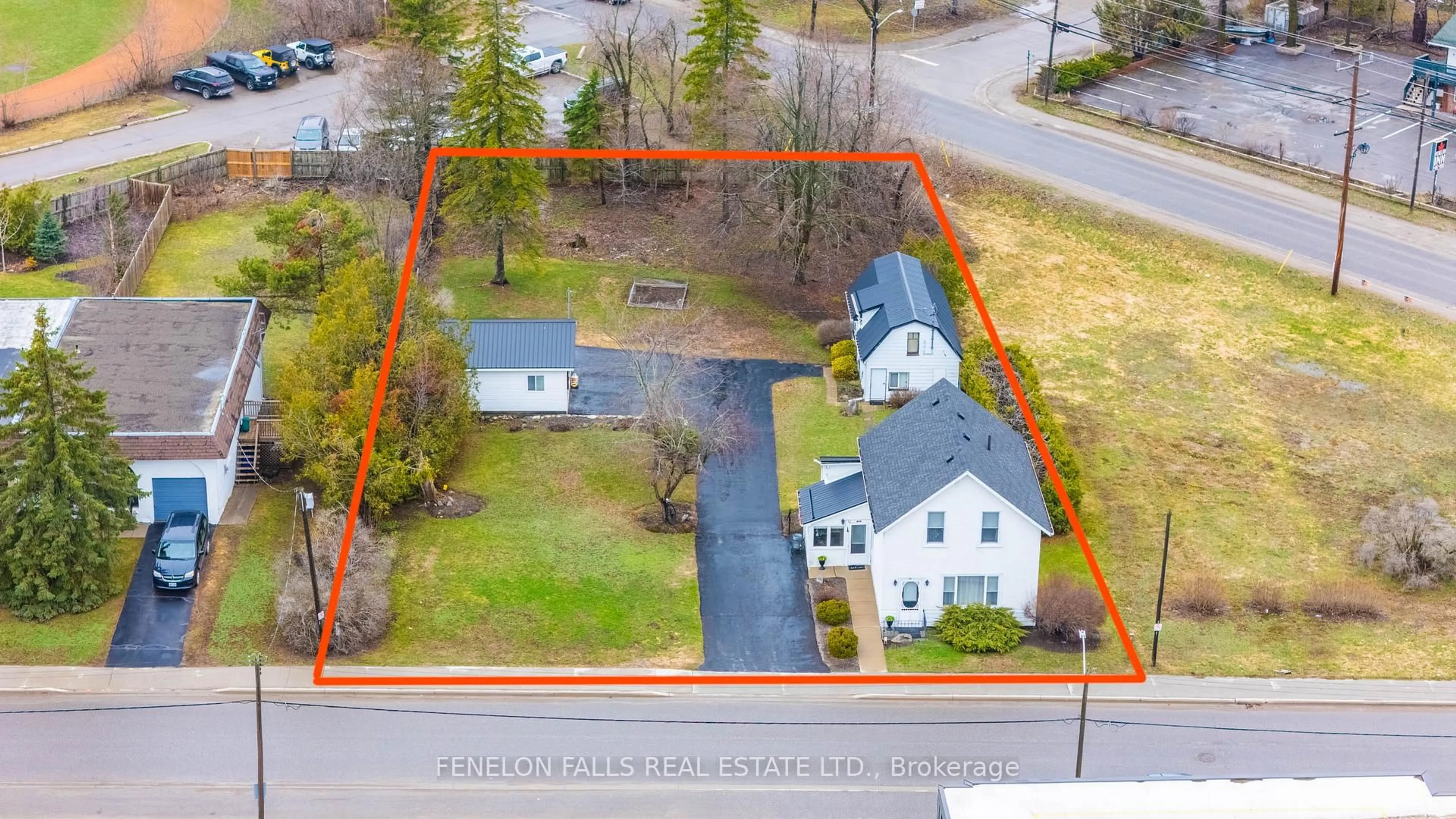 A pic from outside/outdoor area/front of a property/back of a property/a pic from drone, street for 12 North St, Kawartha Lakes Ontario K0M 1N0