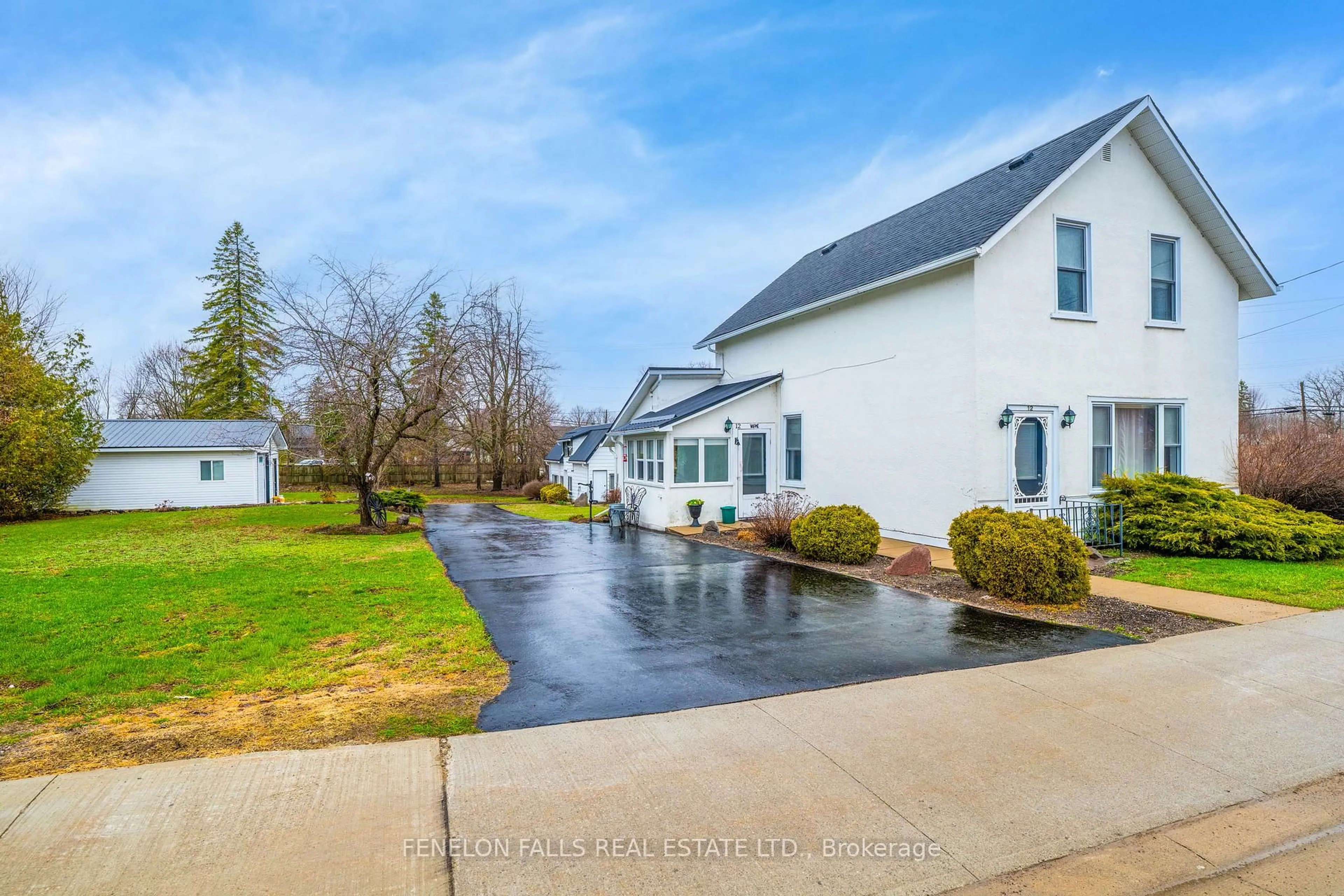 Unknown for 12 North St, Kawartha Lakes Ontario K0M 1N0