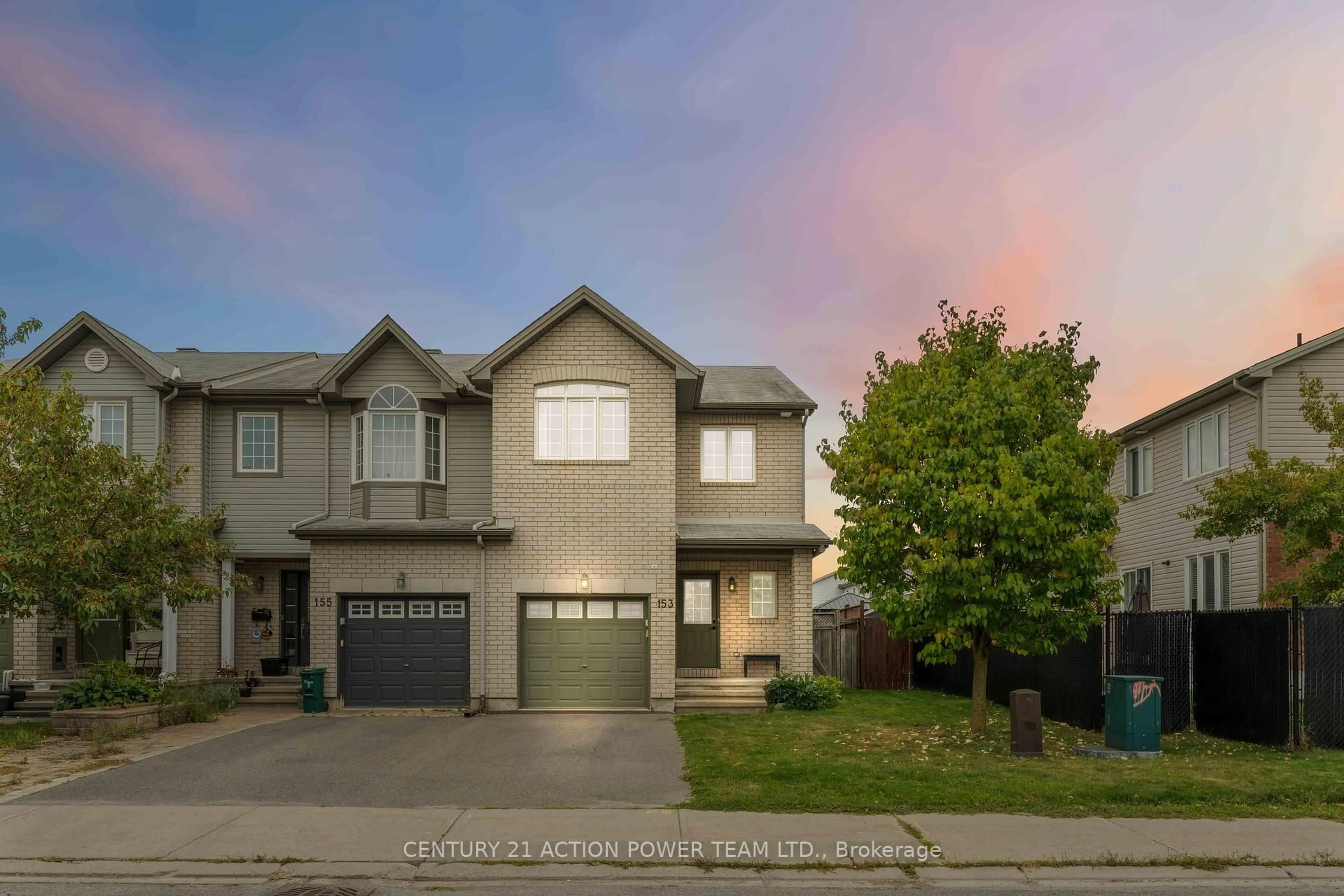 A pic from outside/outdoor area/front of a property/back of a property/a pic from drone, street for 153 LOKOYA St, Ottawa Ontario K2S 0J5