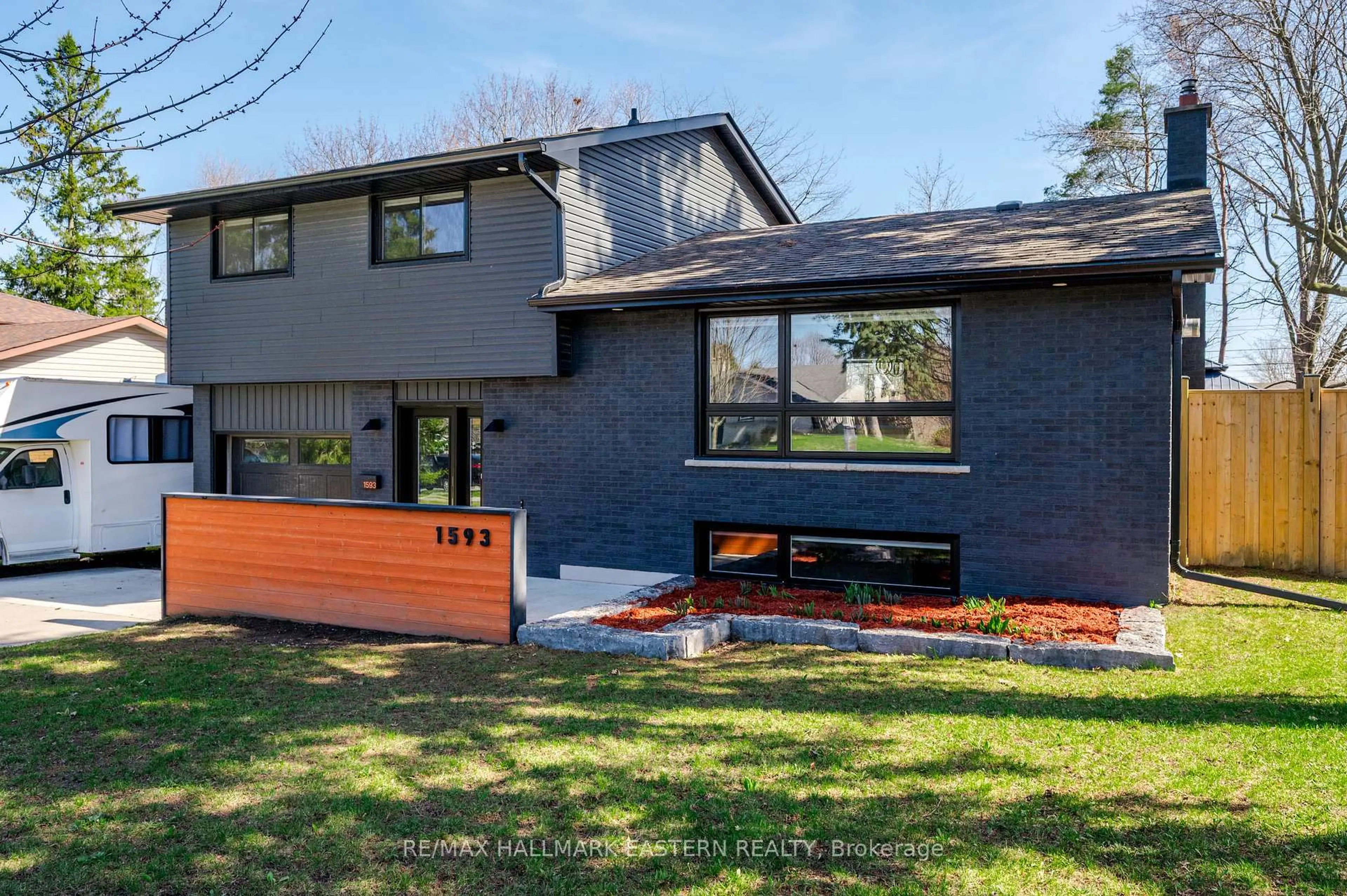 Home with brick exterior material, street for 1593 Westbrook Dr, Peterborough Ontario K9J 6R6