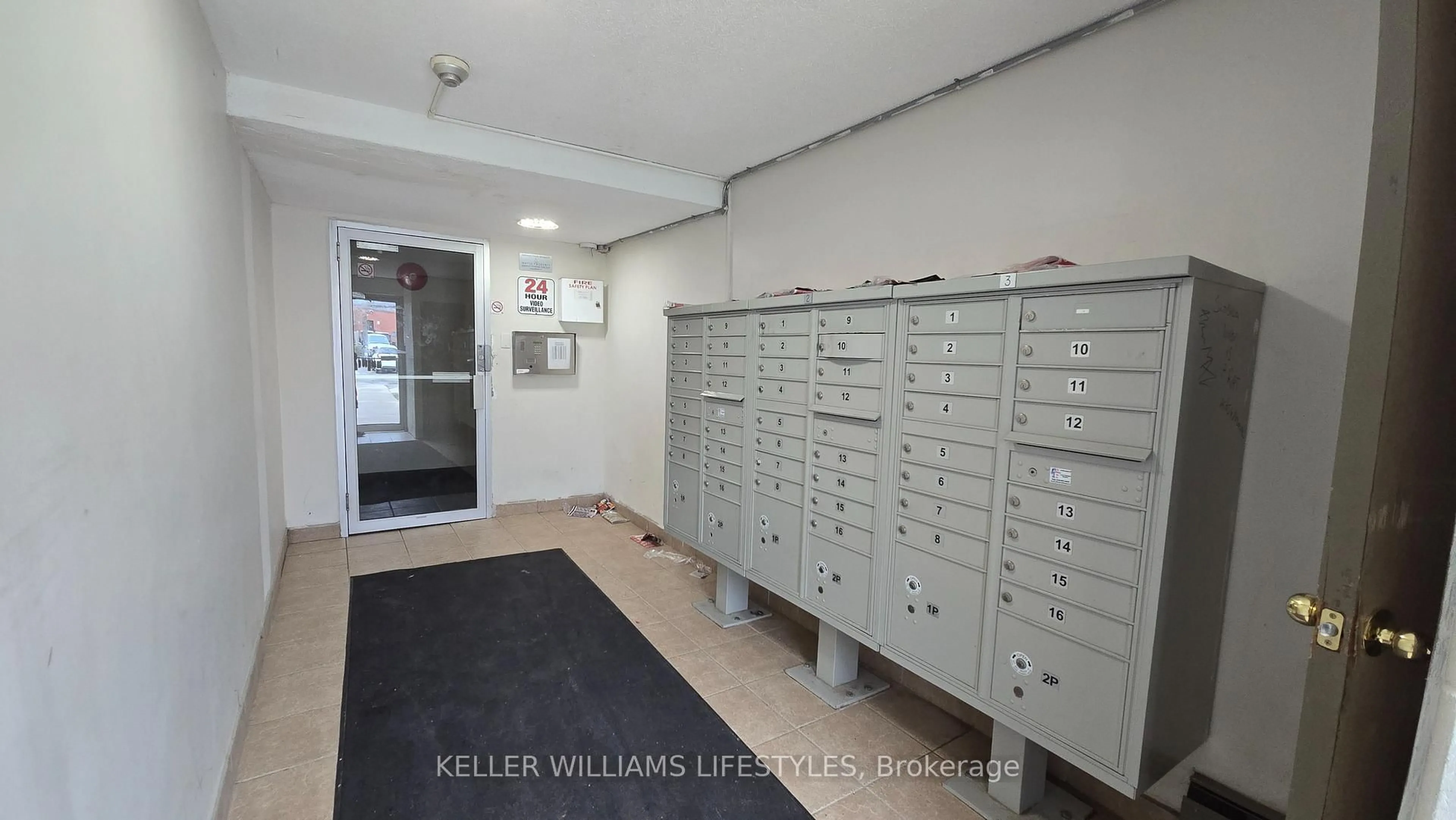 Unknown for 1830 Dumont St #101, London East Ontario N5W 2S1