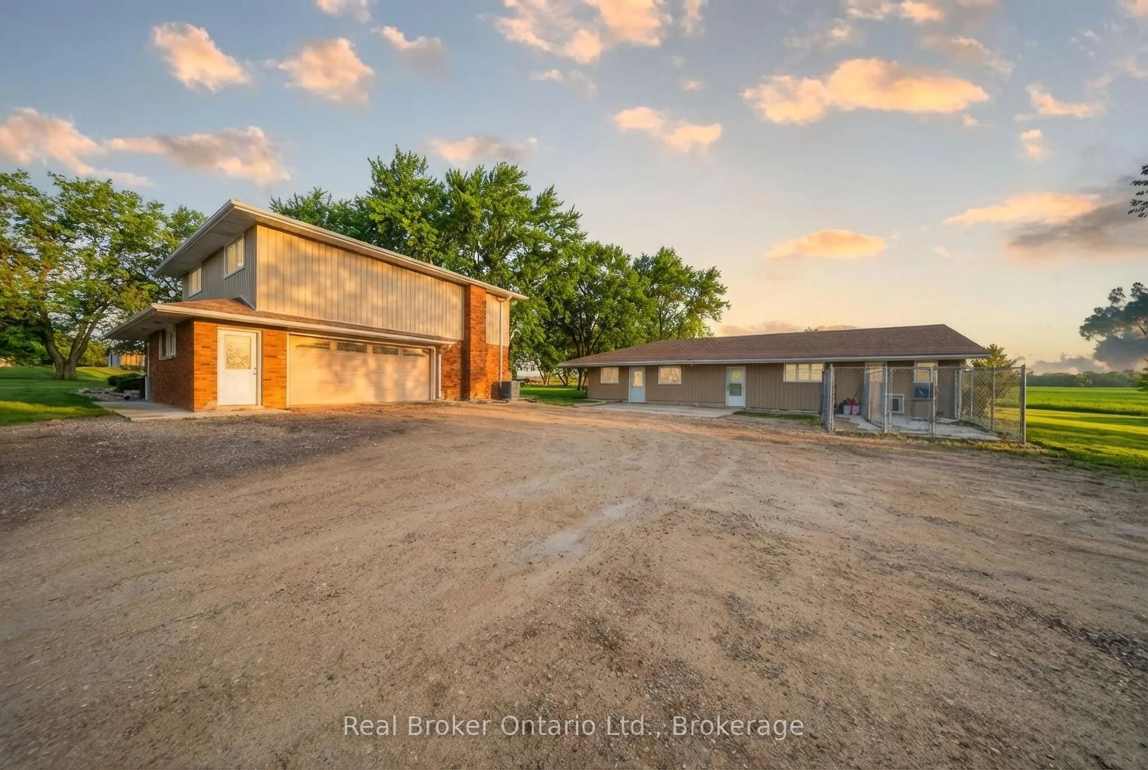 A pic from outside/outdoor area/front of a property/back of a property/a pic from drone, building for 11 Burtch Rd, Brant Ontario N0E 1K0