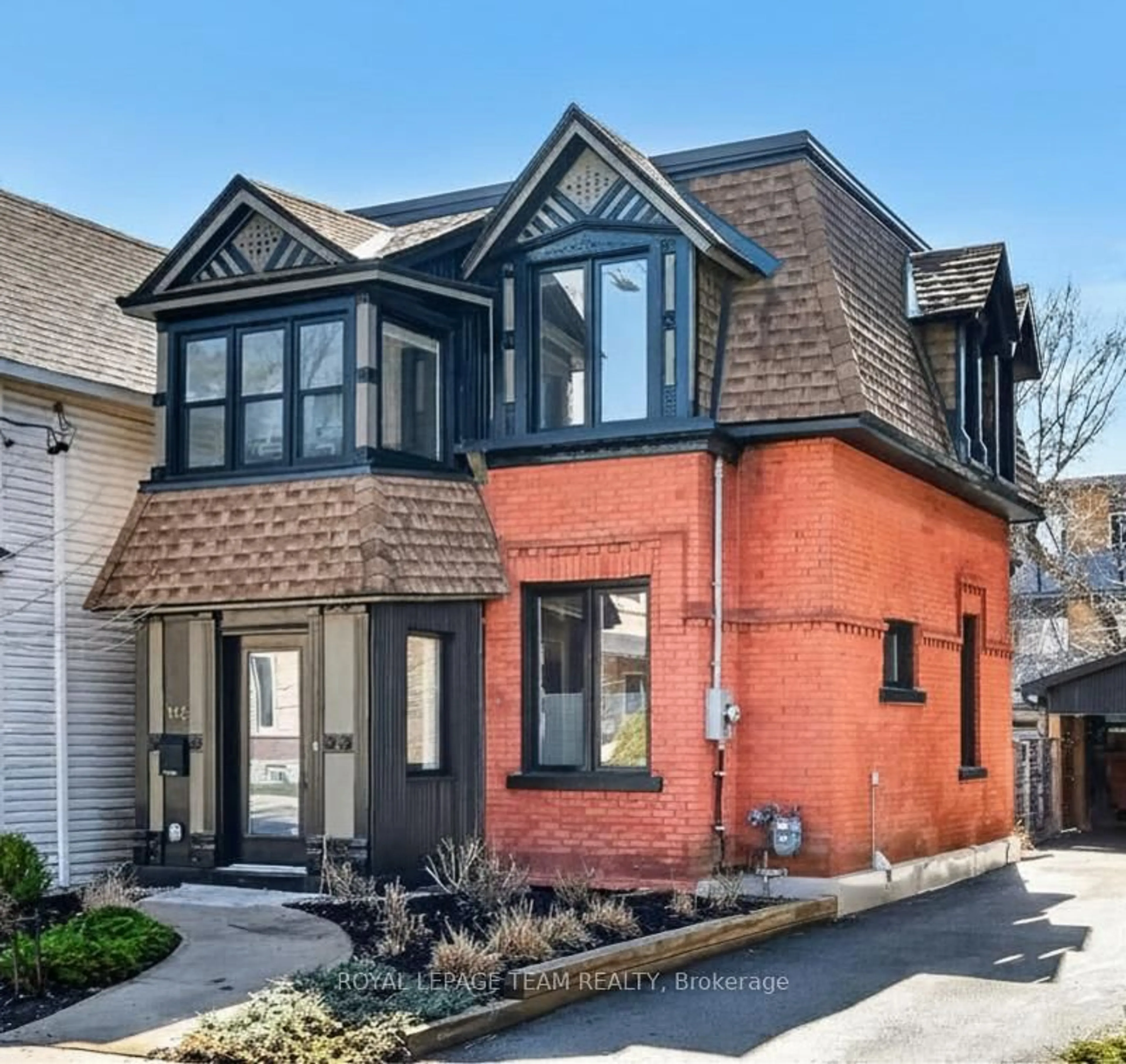Home with brick exterior material, street for 142 Florence St, Ottawa Ontario K1R 5N4