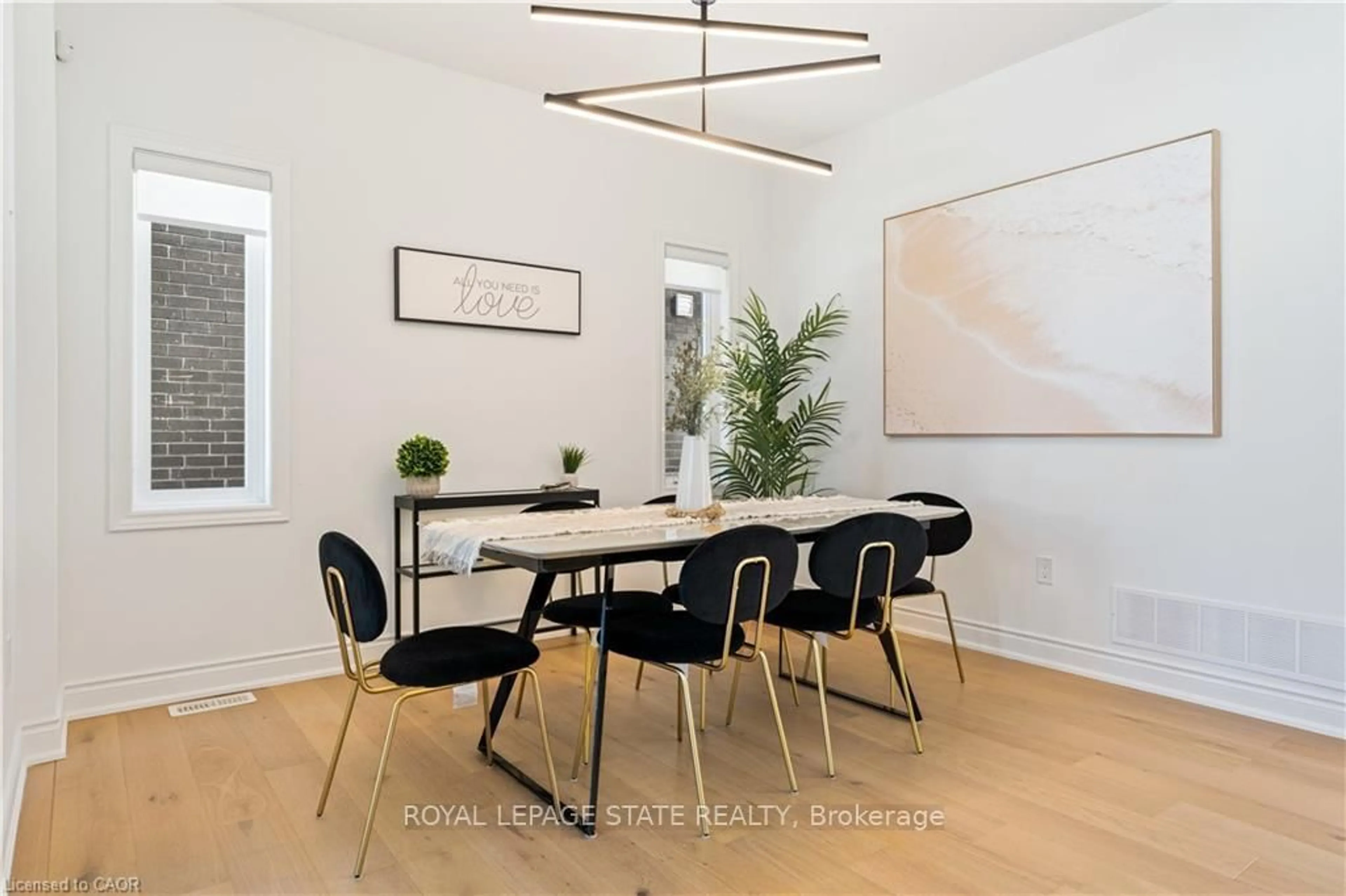 Dining room, wood/laminate floor for 66 Cesar Pl, Hamilton Ontario L9G 0G3