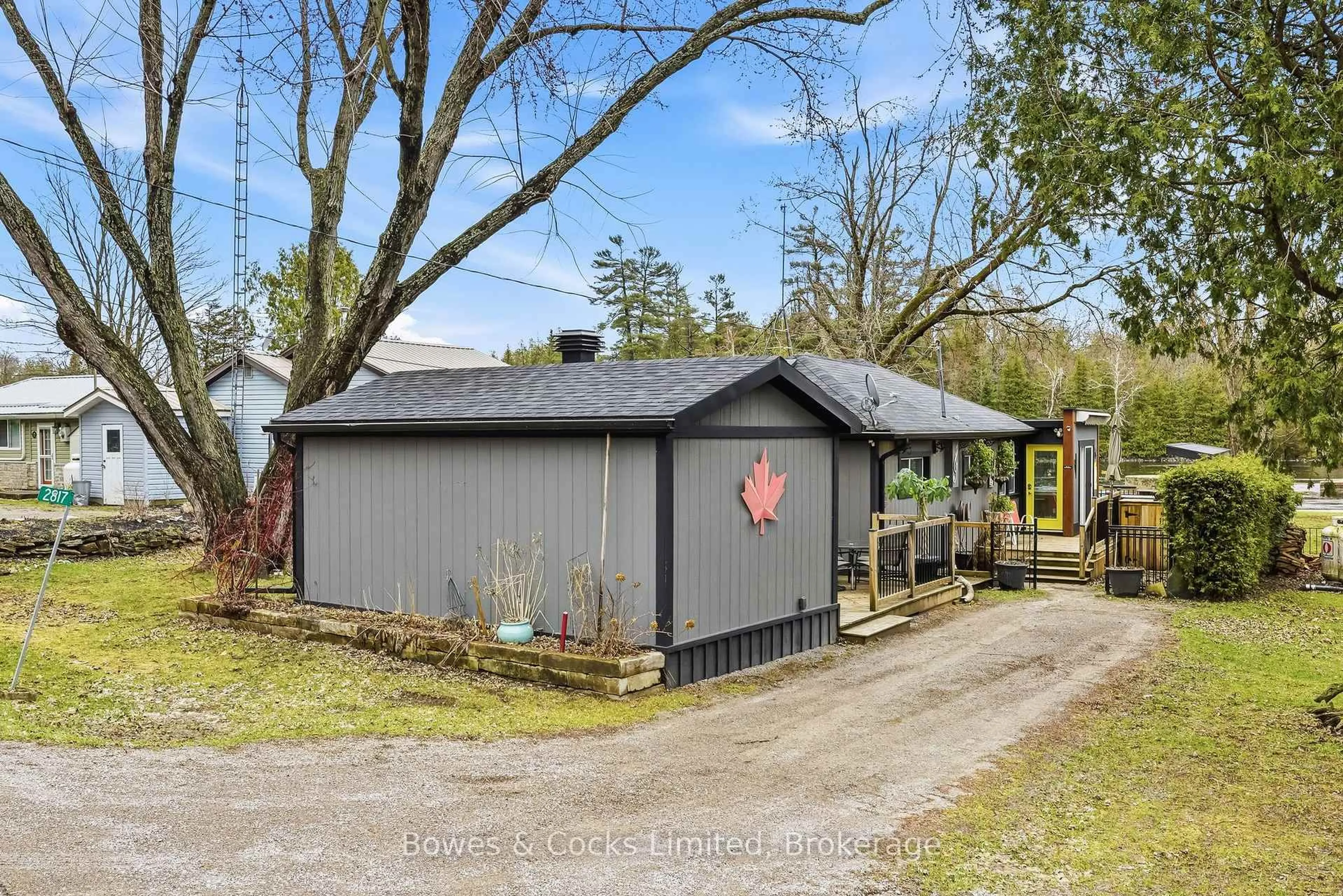 Shed for 2817 River Ave, Selwyn Ontario K0L 3G0